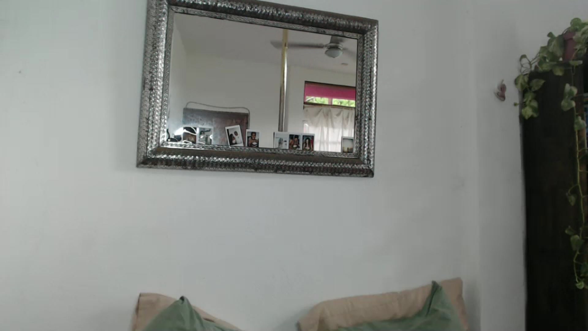 Gallery image thumbnail from StacySunshine's myfreecams stream on, 09/12/2025, 23:11 image 16 of 20