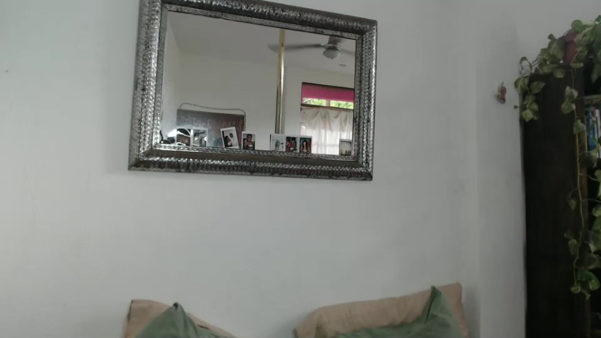 Gallery image thumbnail from StacySunshine's myfreecams stream on, 09/12/2025, 23:11 image 13 of 20
