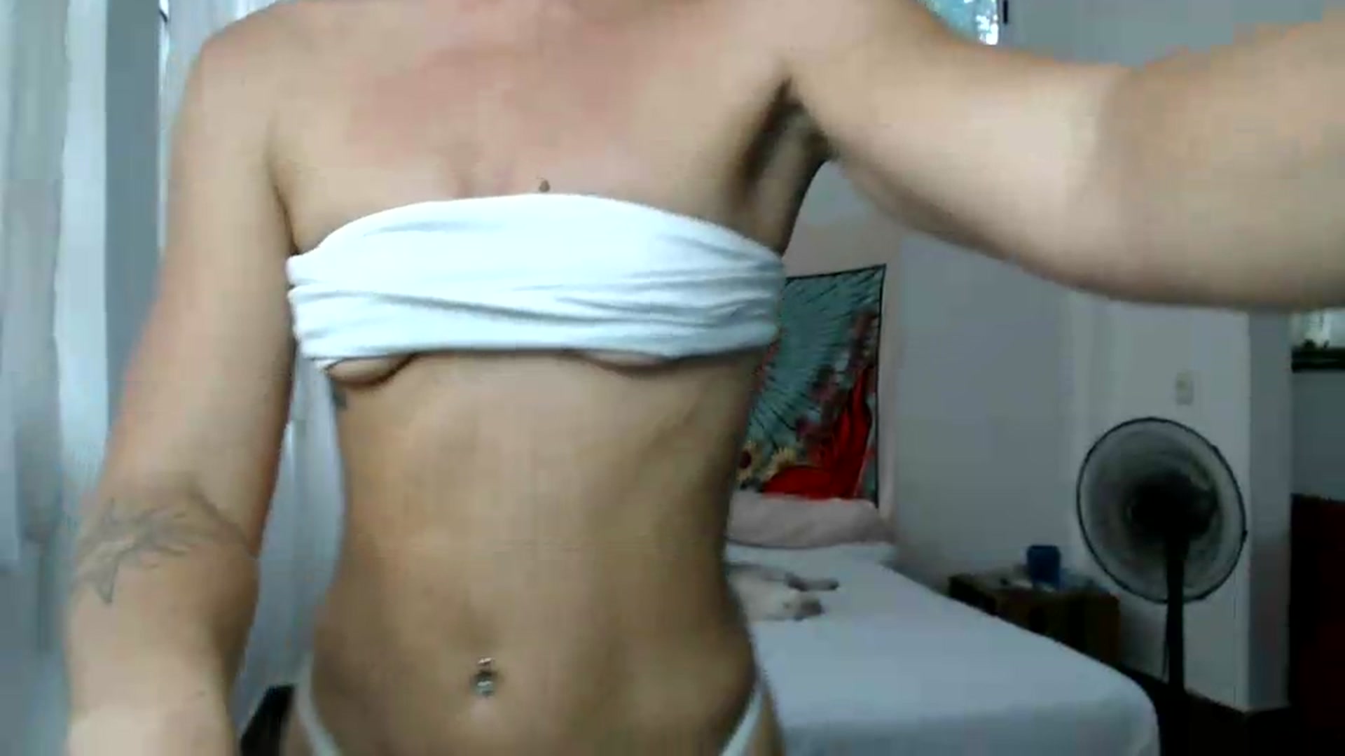 Gallery image thumbnail from StacySunshine's myfreecams stream on, 06/05/2026, 01:32 image 9 of 20
