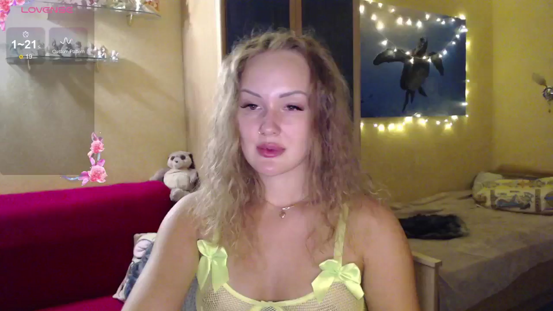 Gallery image thumbnail from Stacy__2208__'s myfreecams stream on, 07/01/2024, 24:03 image 1 of 20