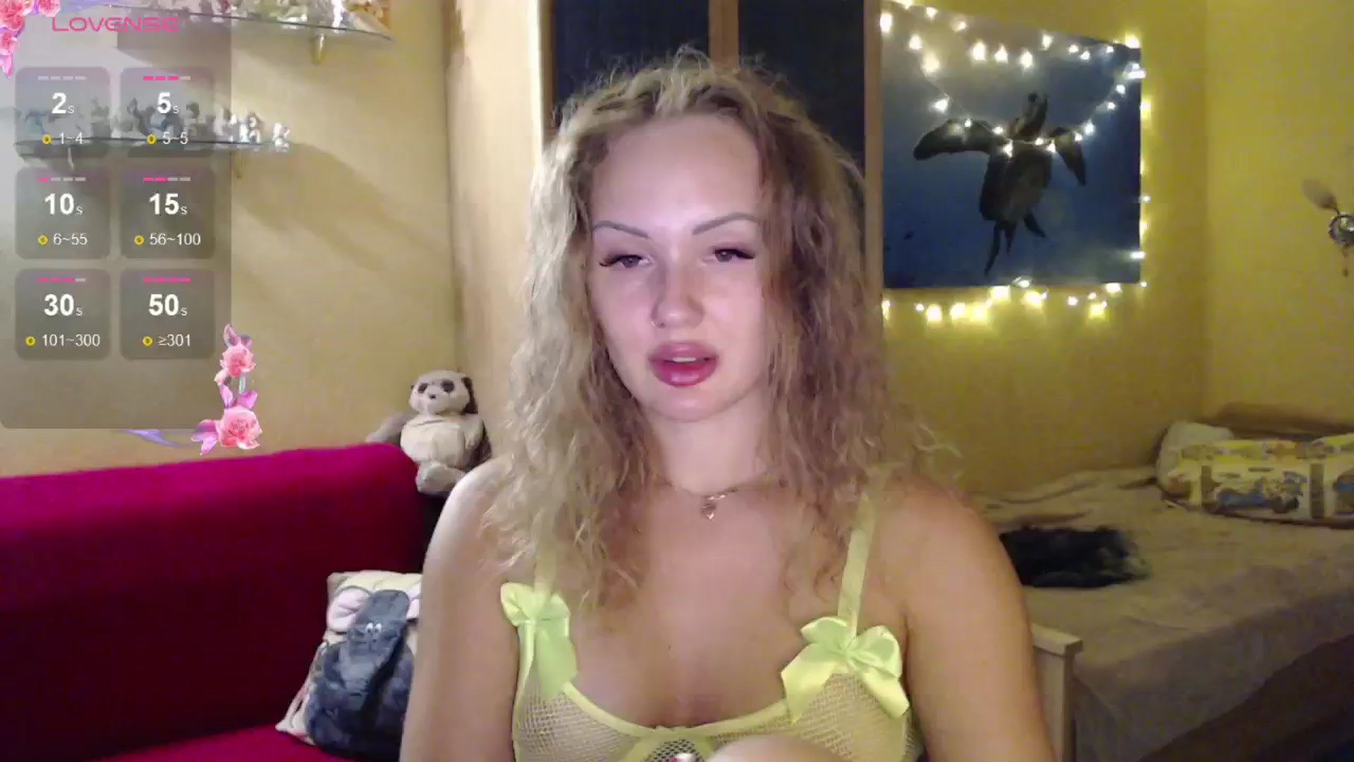 Gallery image thumbnail from Stacy__2208__'s myfreecams stream on, 07/01/2024, 24:03 image 4 of 20