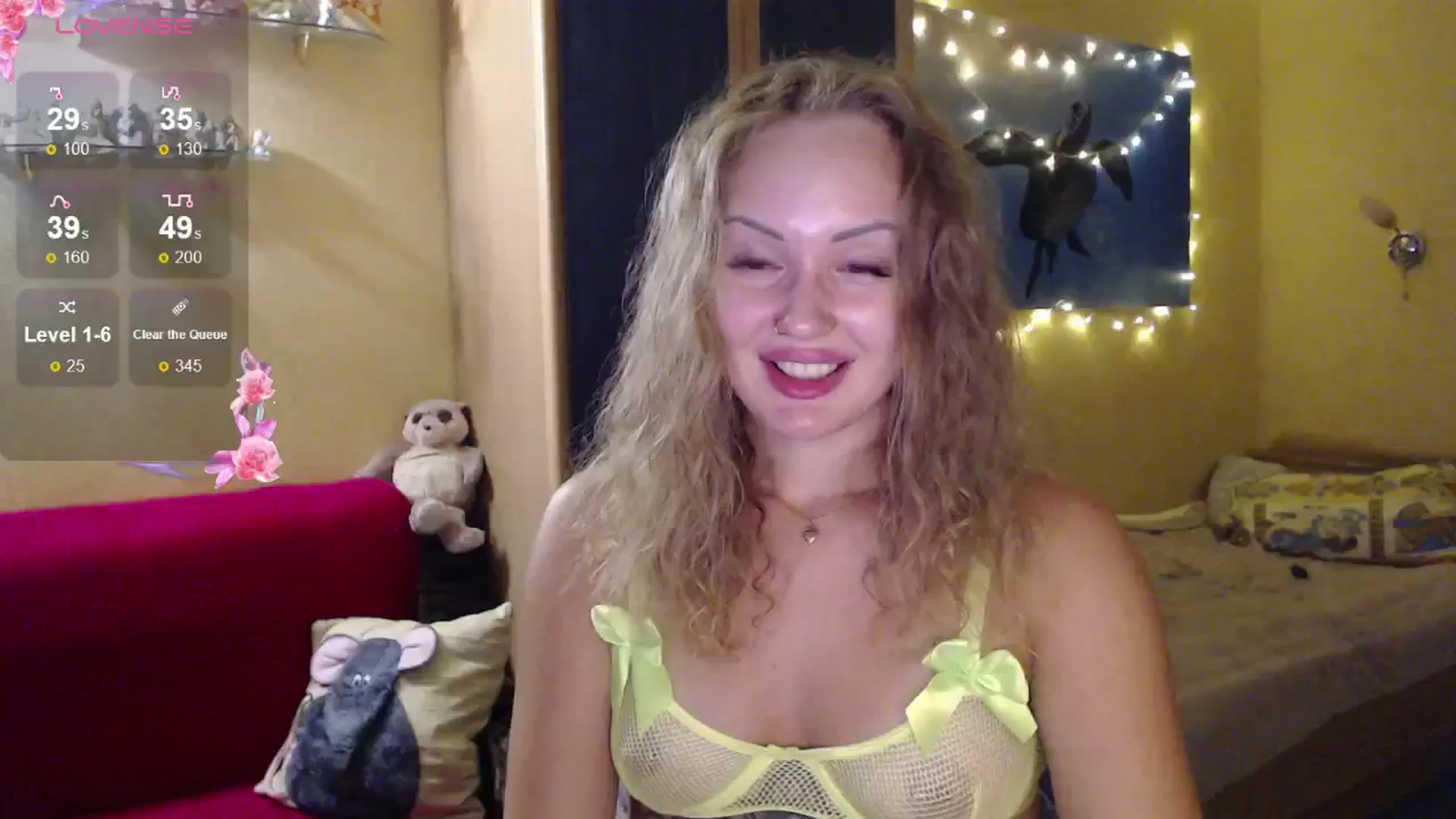 Gallery image thumbnail from Stacy__2208__'s myfreecams stream on, 07/01/2024, 01:15 image 6 of 20
