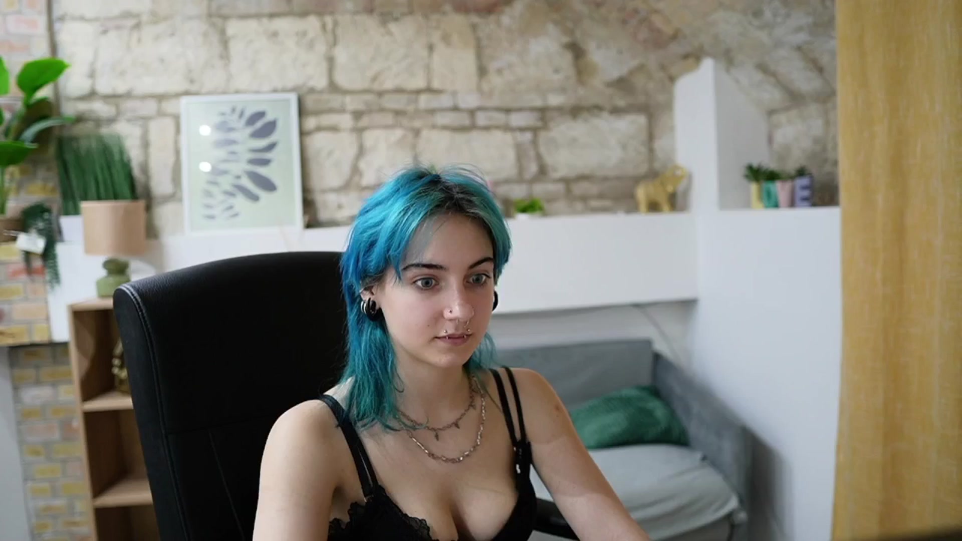 Gallery image thumbnail from Stacy__x3's myfreecams stream on, 03/04/2026, 15:47 image 5 of 20