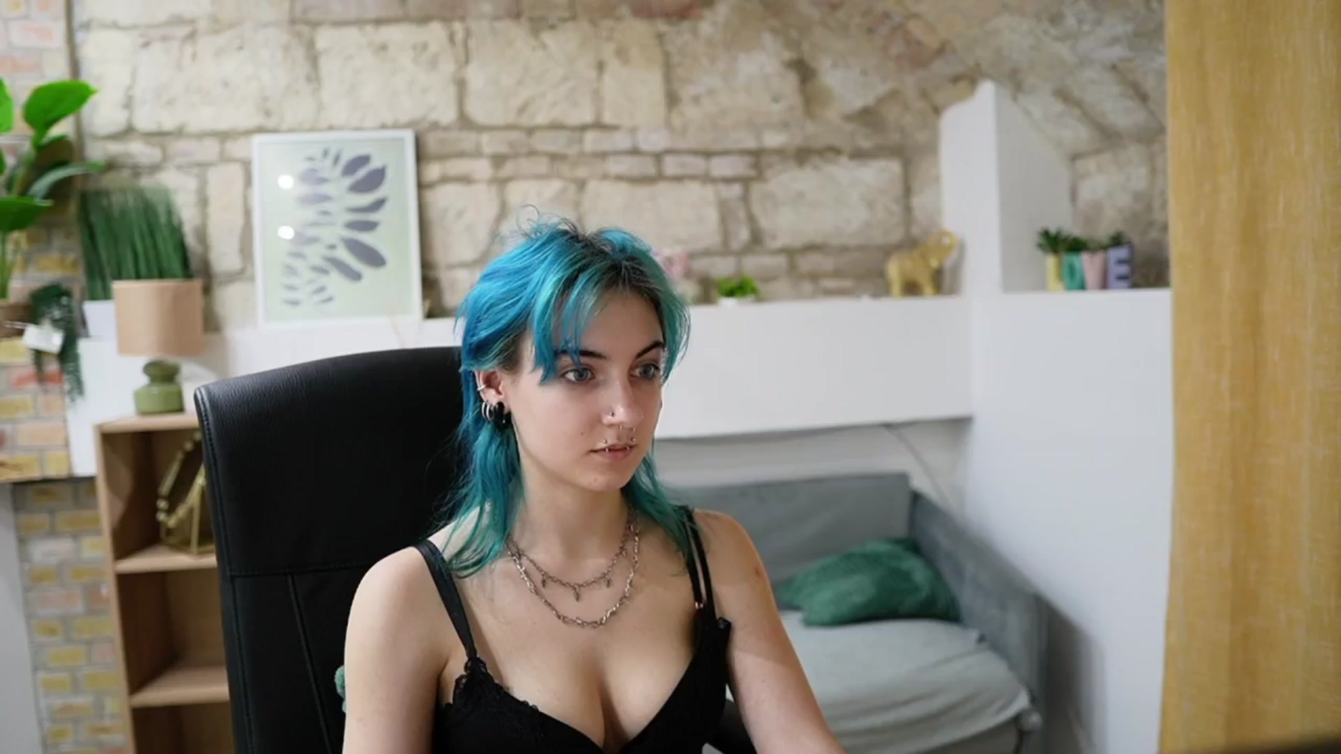 Gallery image thumbnail from Stacy__x3's myfreecams stream on, 03/04/2026, 16:56 image 15 of 20
