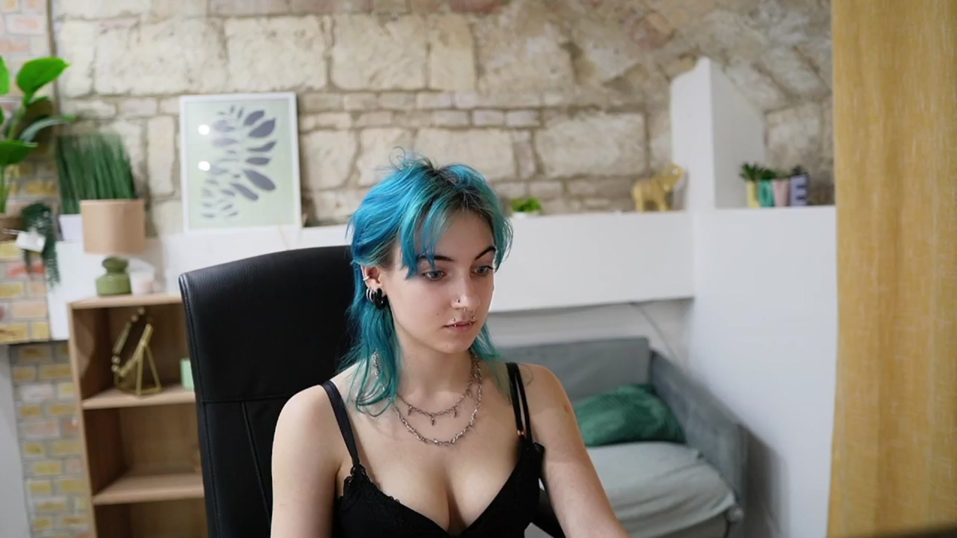 Gallery image thumbnail from Stacy__x3's myfreecams stream on, 03/04/2026, 16:56 image 10 of 20