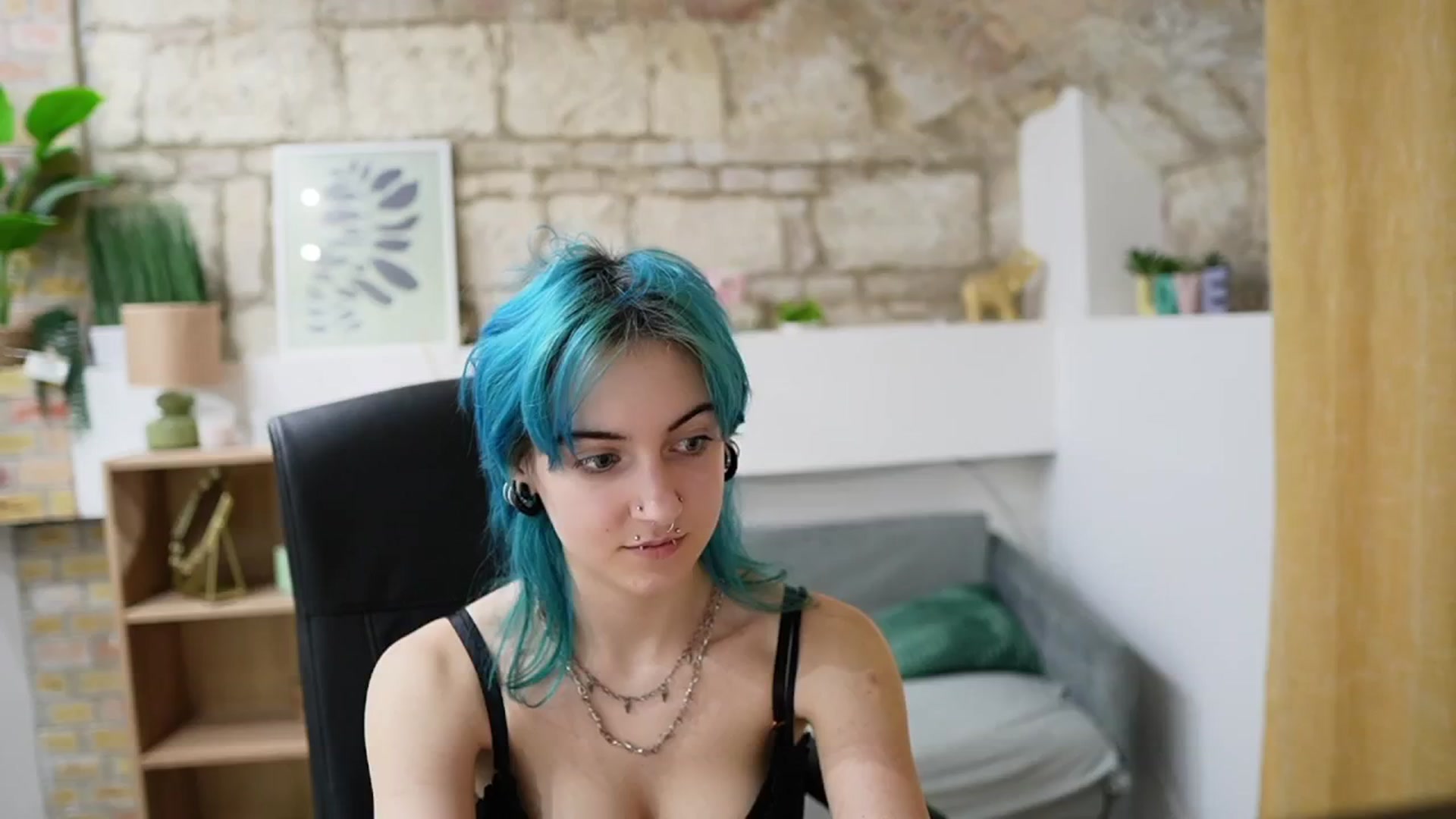 Gallery image thumbnail from Stacy__x3's myfreecams stream on, 03/04/2026, 16:56 image 5 of 20
