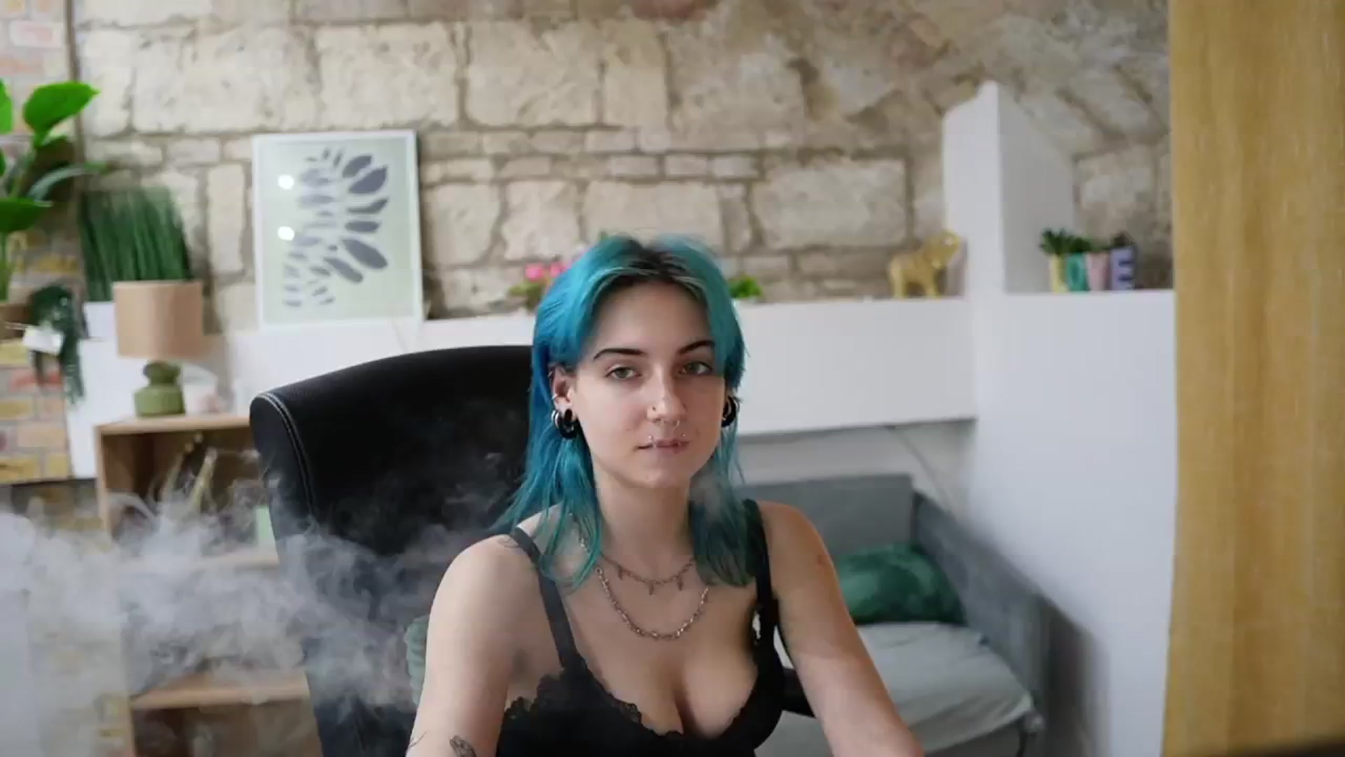 Gallery image thumbnail from Stacy__x3's myfreecams stream on, 03/04/2026, 19:12 image 18 of 20