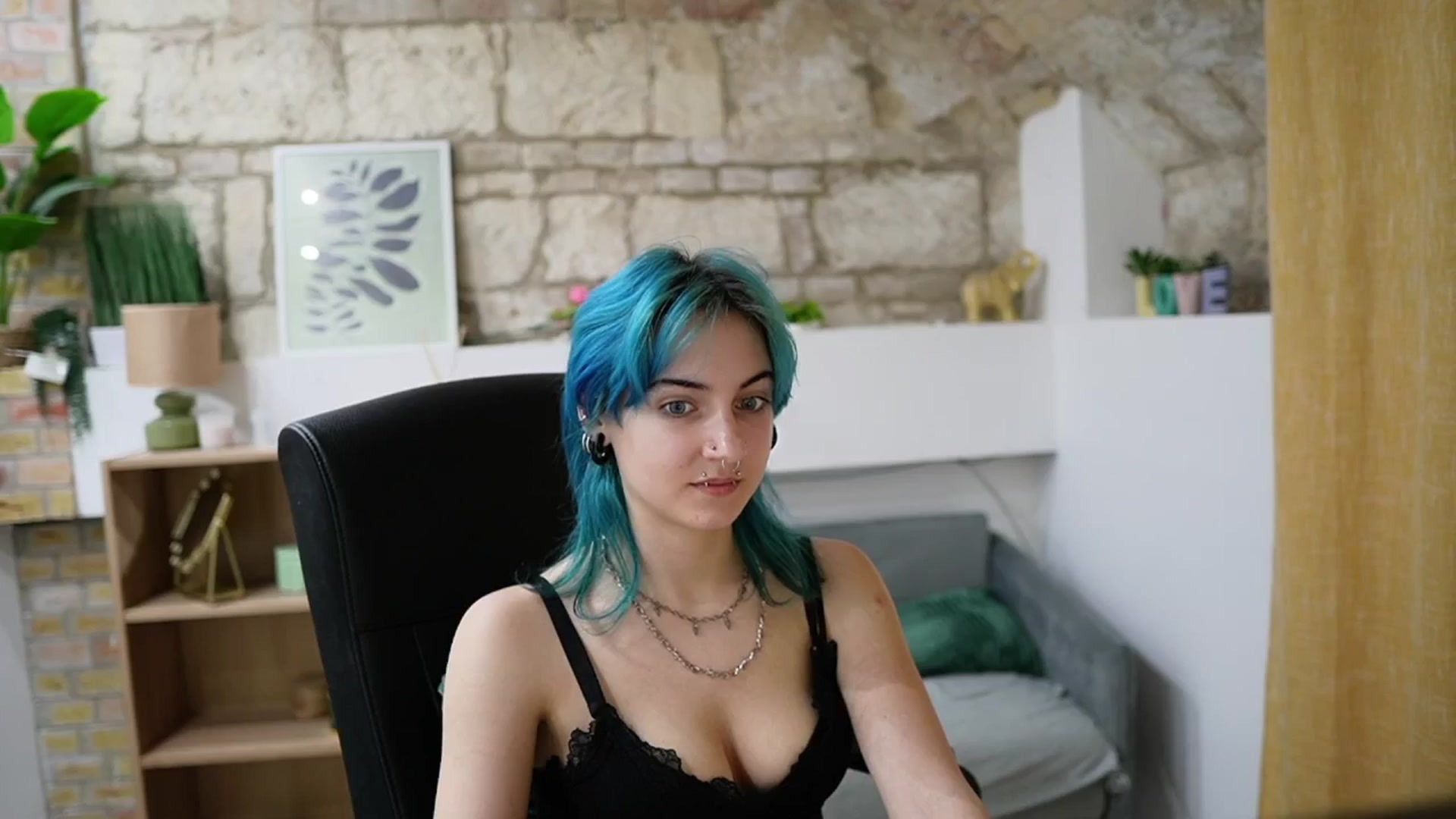 Gallery image thumbnail from Stacy__x3's myfreecams stream on, 03/04/2026, 19:12 image 12 of 20