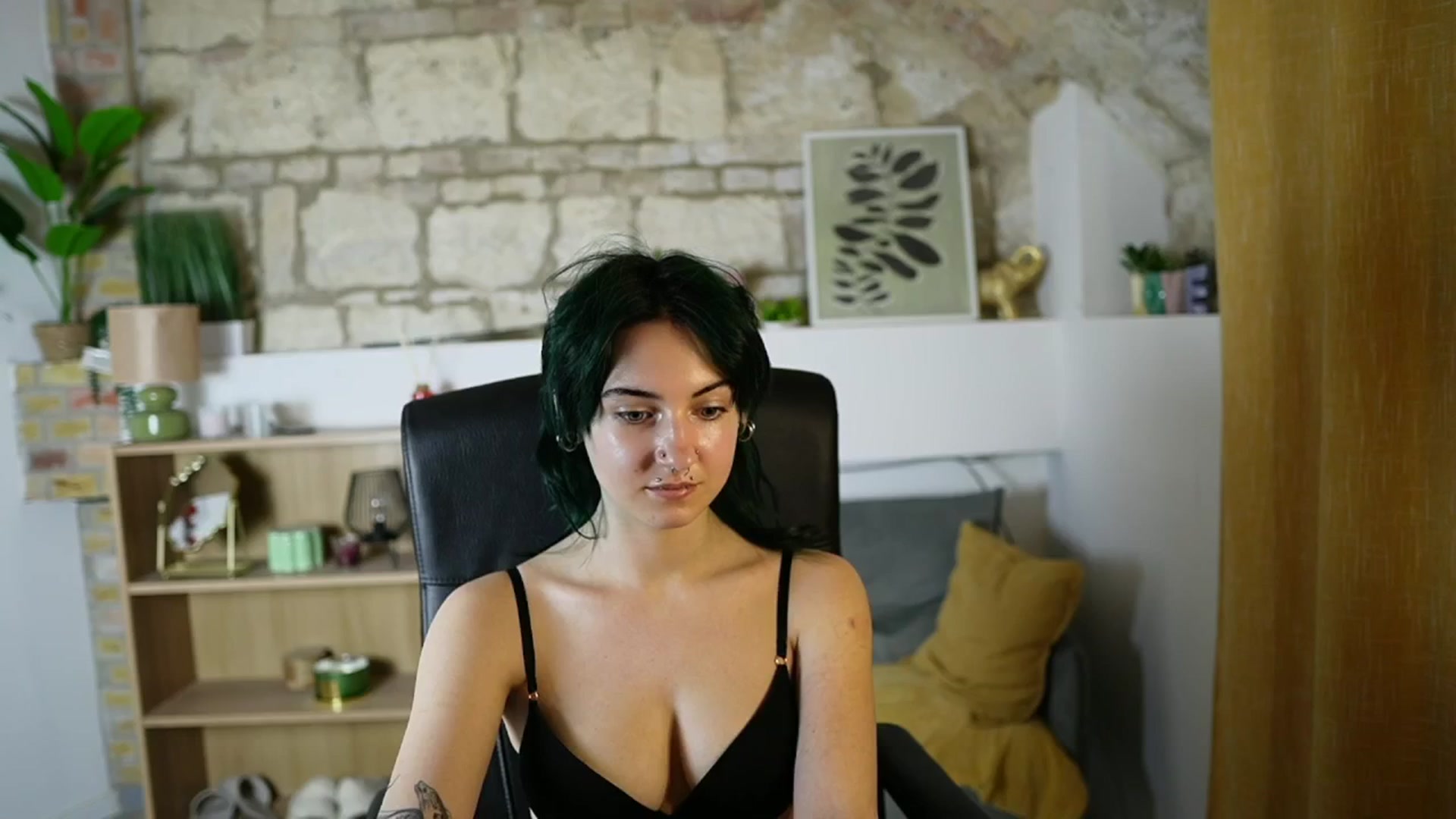 Gallery image thumbnail from Stacy__x3's myfreecams stream on, 03/07/2026, 12:57 image 17 of 20