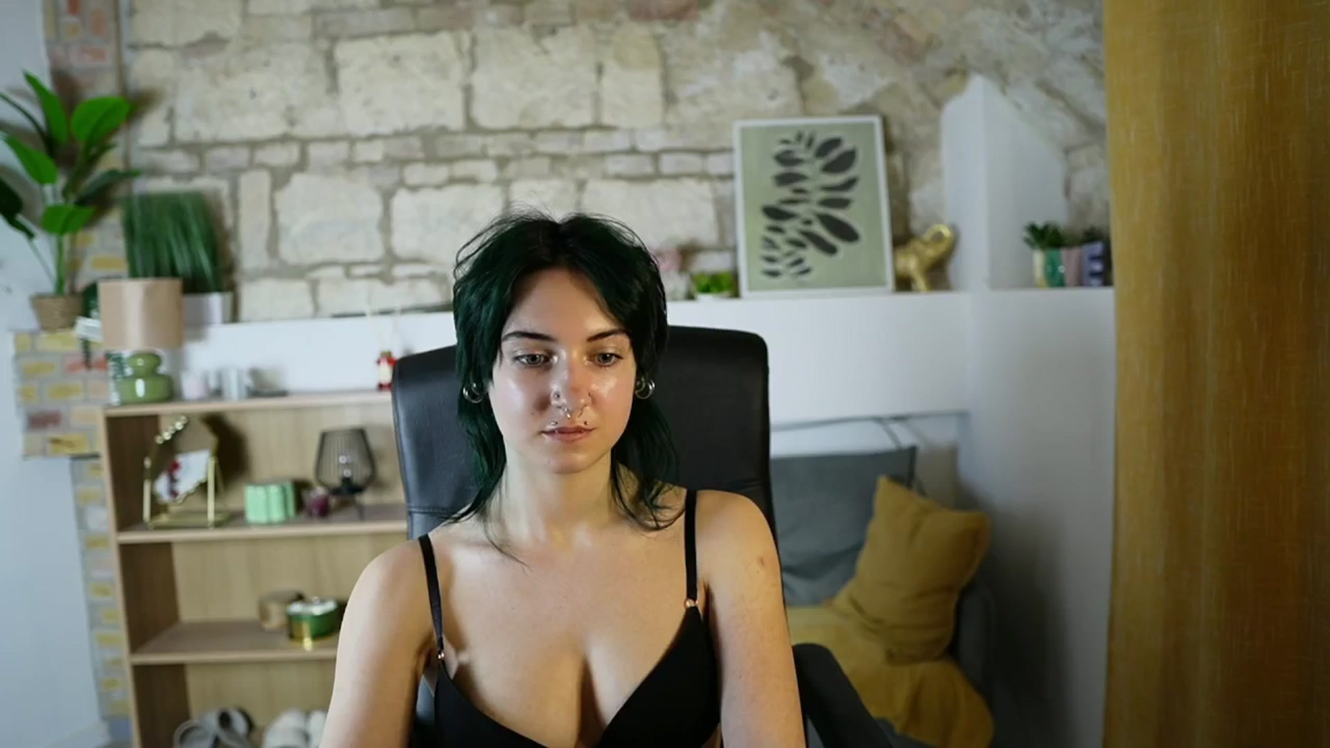Gallery image thumbnail from Stacy__x3's myfreecams stream on, 03/07/2026, 12:57 image 20 of 20