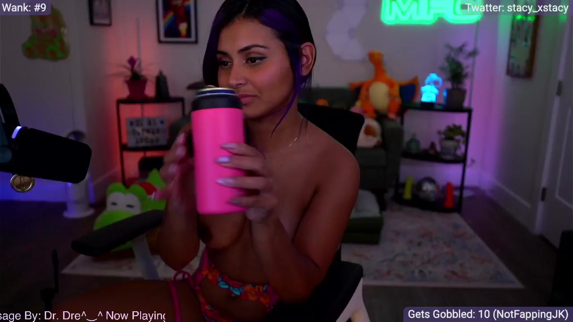 Gallery image thumbnail from Stacy_x3's myfreecams stream on, 11/14/2025, 11:17 image 8 of 20