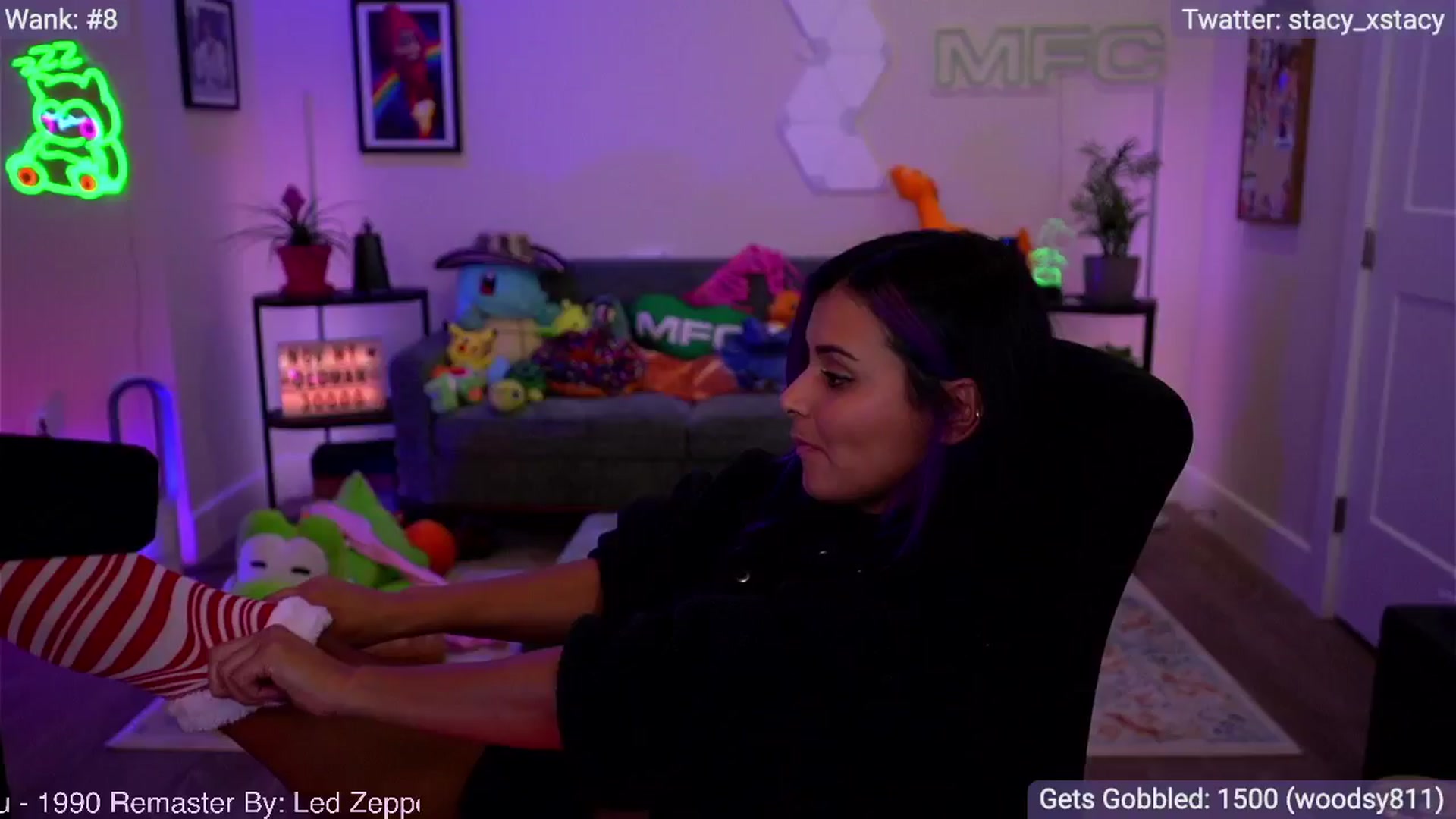 Gallery image thumbnail from Stacy_x3's myfreecams stream on, 11/19/2025, 10:56 image 12 of 20