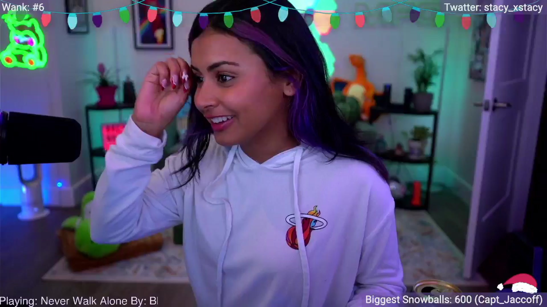 Gallery image thumbnail from Stacy_x3's myfreecams stream on, 12/04/2025, 06:10 image 16 of 20