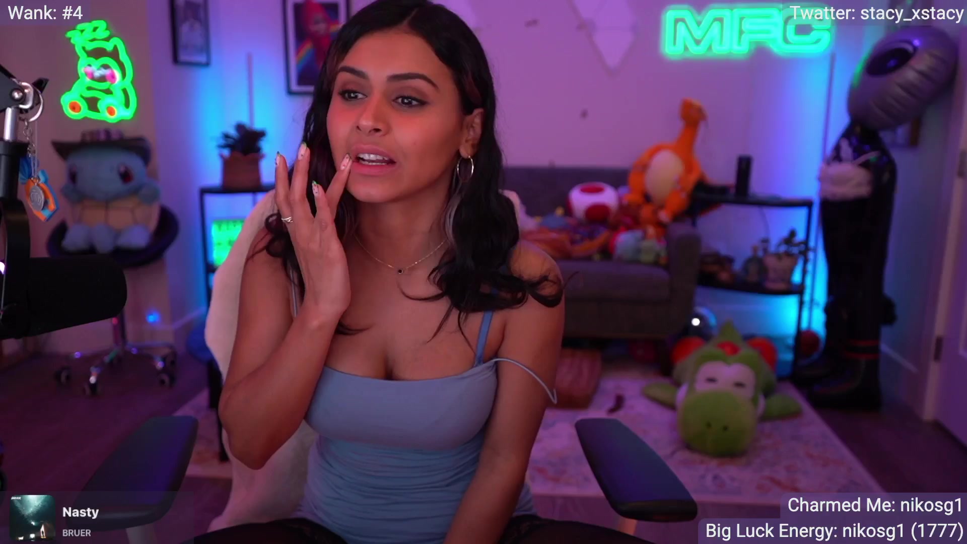 Gallery image thumbnail from Stacy_x3's myfreecams stream on, 03/19/2026, 07:35 image 17 of 20