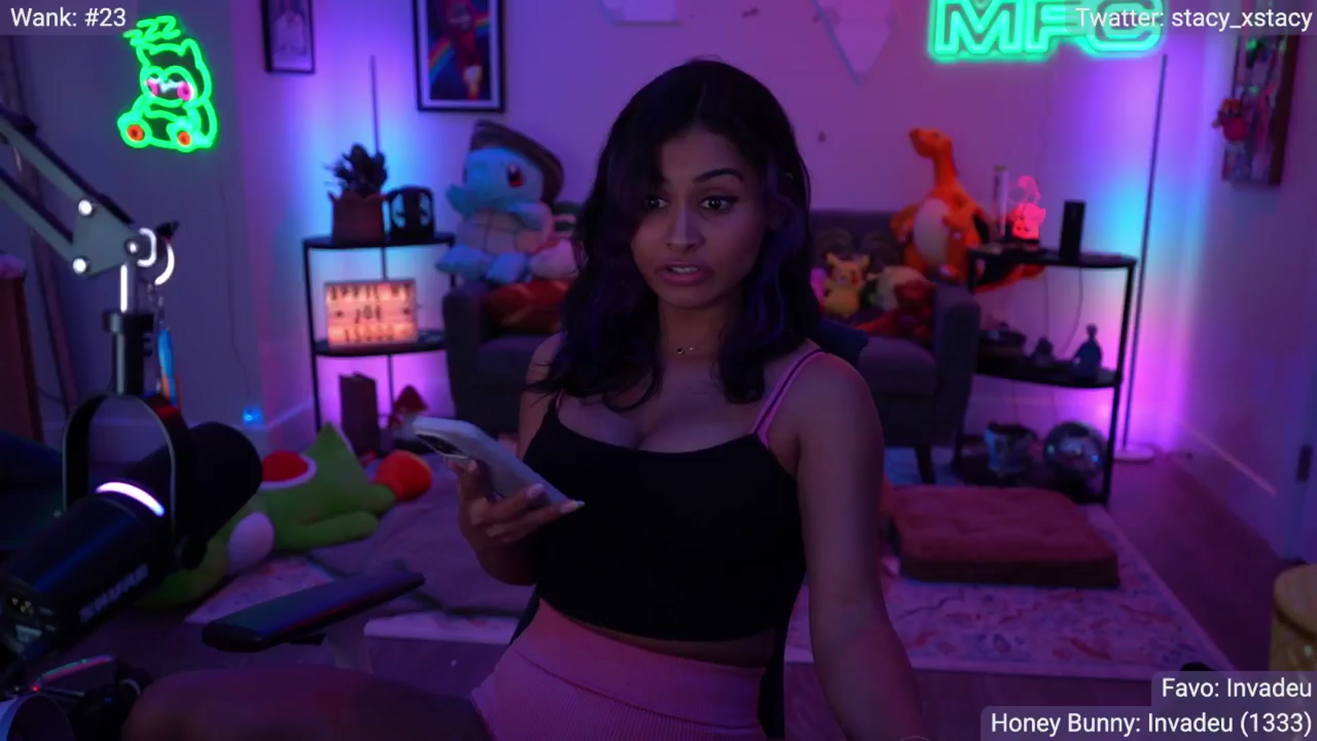 Gallery image thumbnail from Stacy_x3's myfreecams stream on, 04/17/2026, 04:37 image 17 of 20