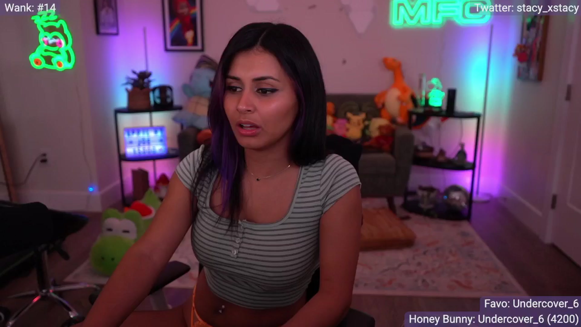 Gallery image thumbnail from Stacy_x3's myfreecams stream on, 04/19/2026, 05:19 image 8 of 20