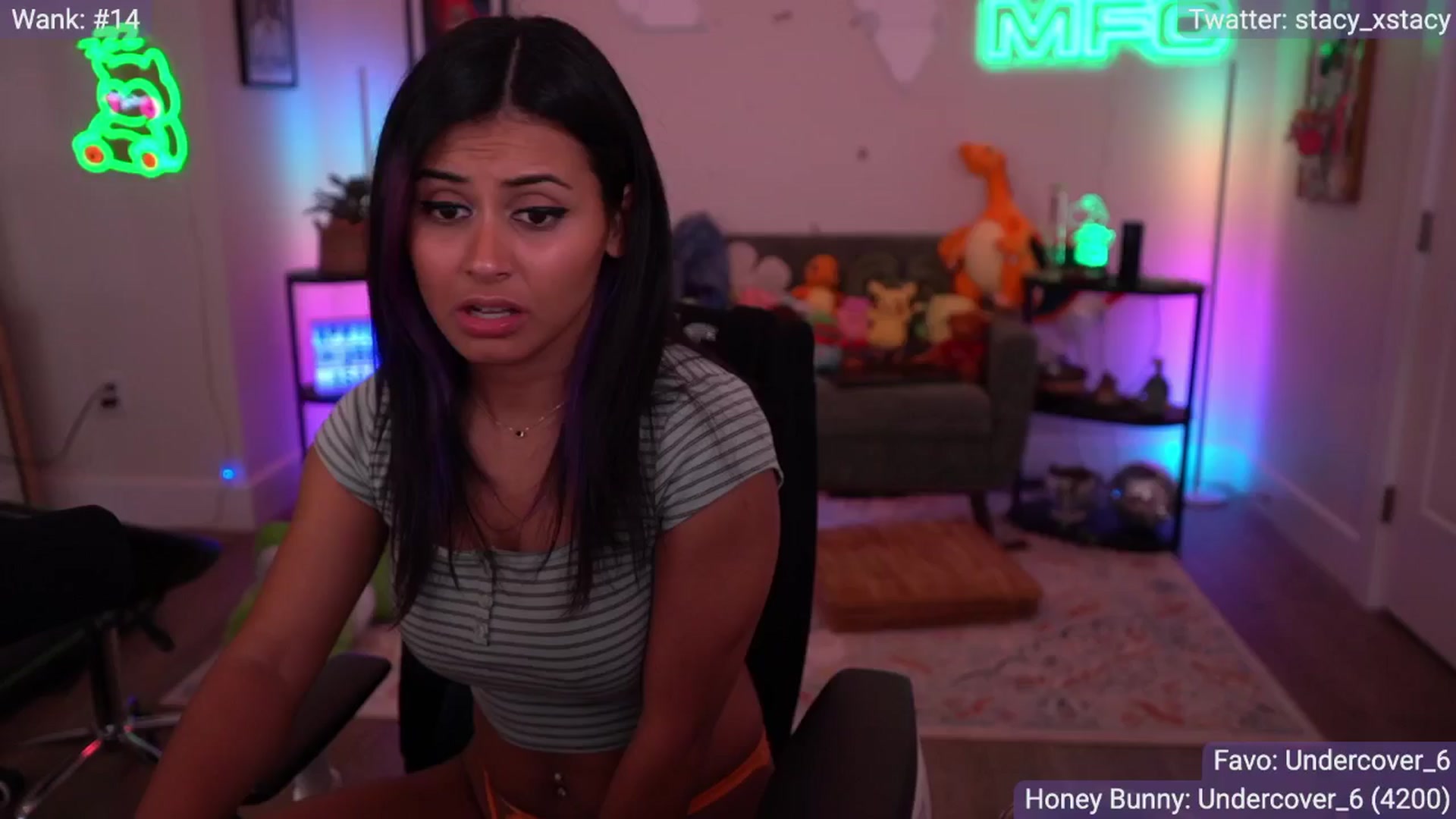 Gallery image thumbnail from Stacy_x3's myfreecams stream on, 04/19/2026, 05:19 image 6 of 20
