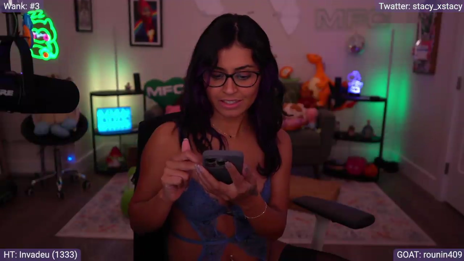 Gallery image thumbnail from Stacy_x3's myfreecams stream on, 05/17/2026, 10:43 image 11 of 20