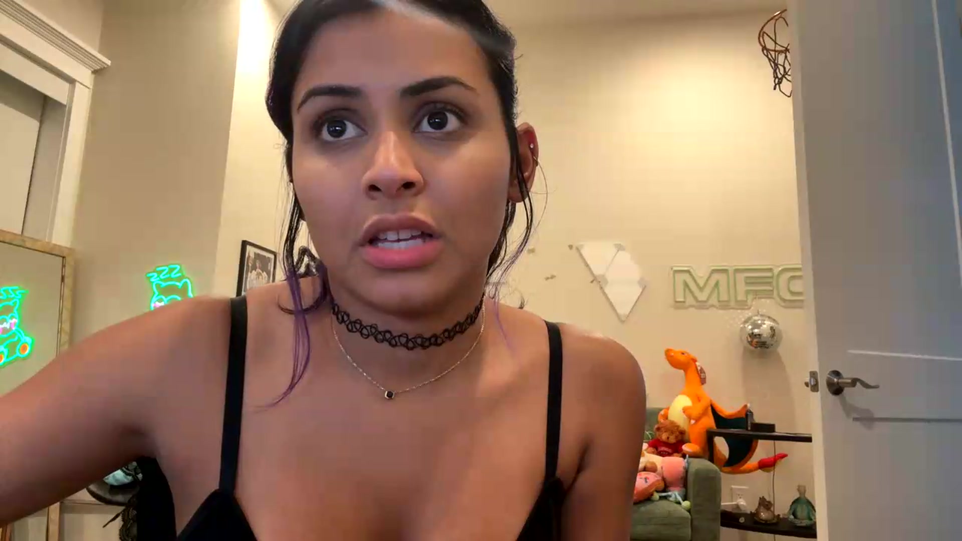 Gallery image thumbnail from Stacy_x3's myfreecams stream on, 05/18/2026, 05:03 image 15 of 20