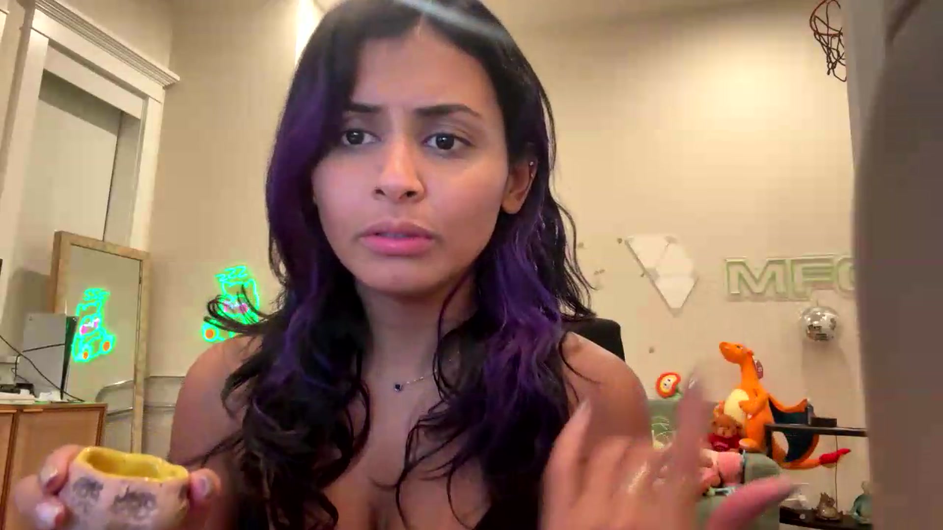 Gallery image thumbnail from Stacy_x3's myfreecams stream on, 05/18/2026, 05:03 image 7 of 20