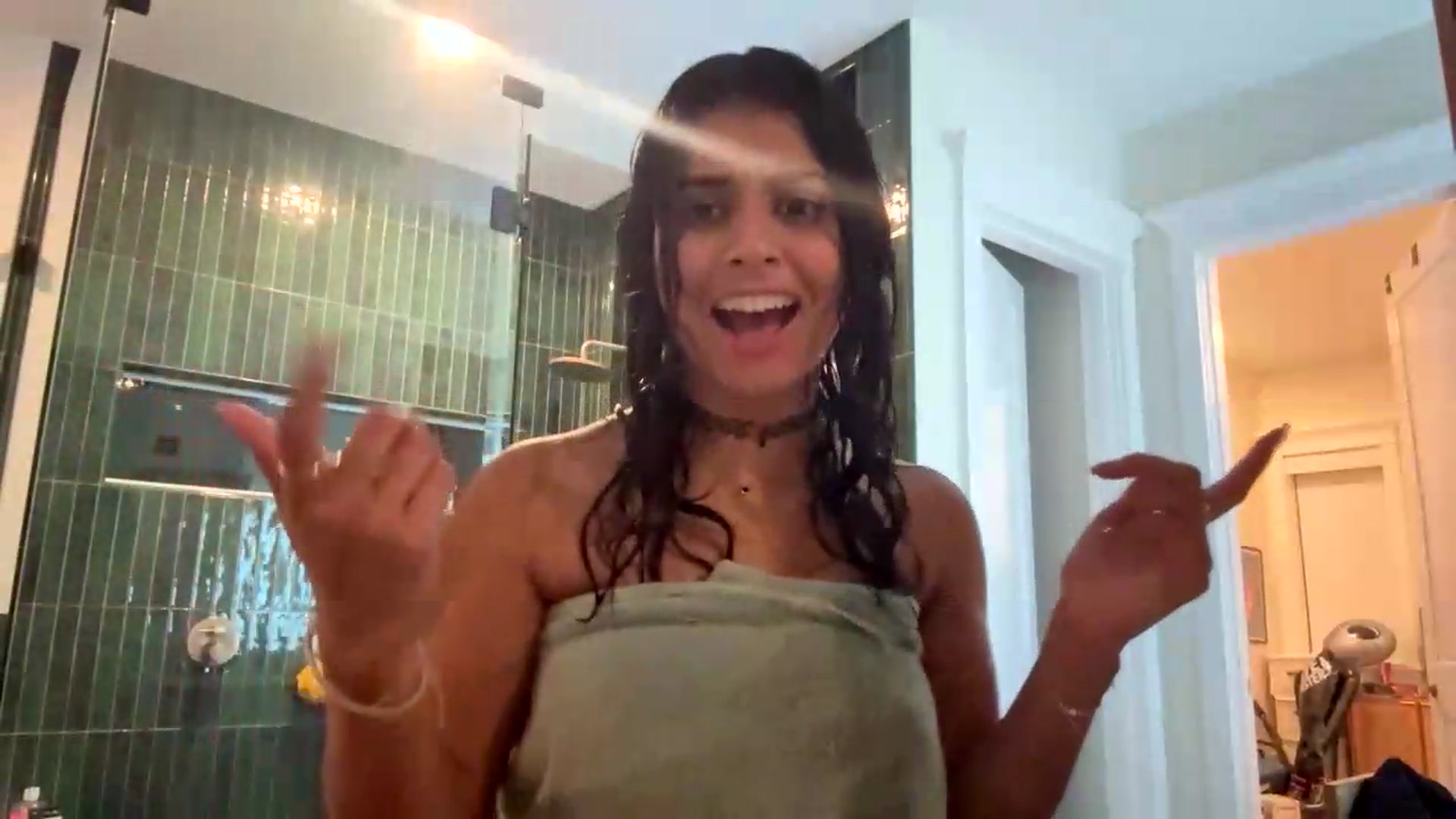 Gallery image thumbnail from Stacy_x3's myfreecams stream on, 05/18/2026, 06:46 image 11 of 20