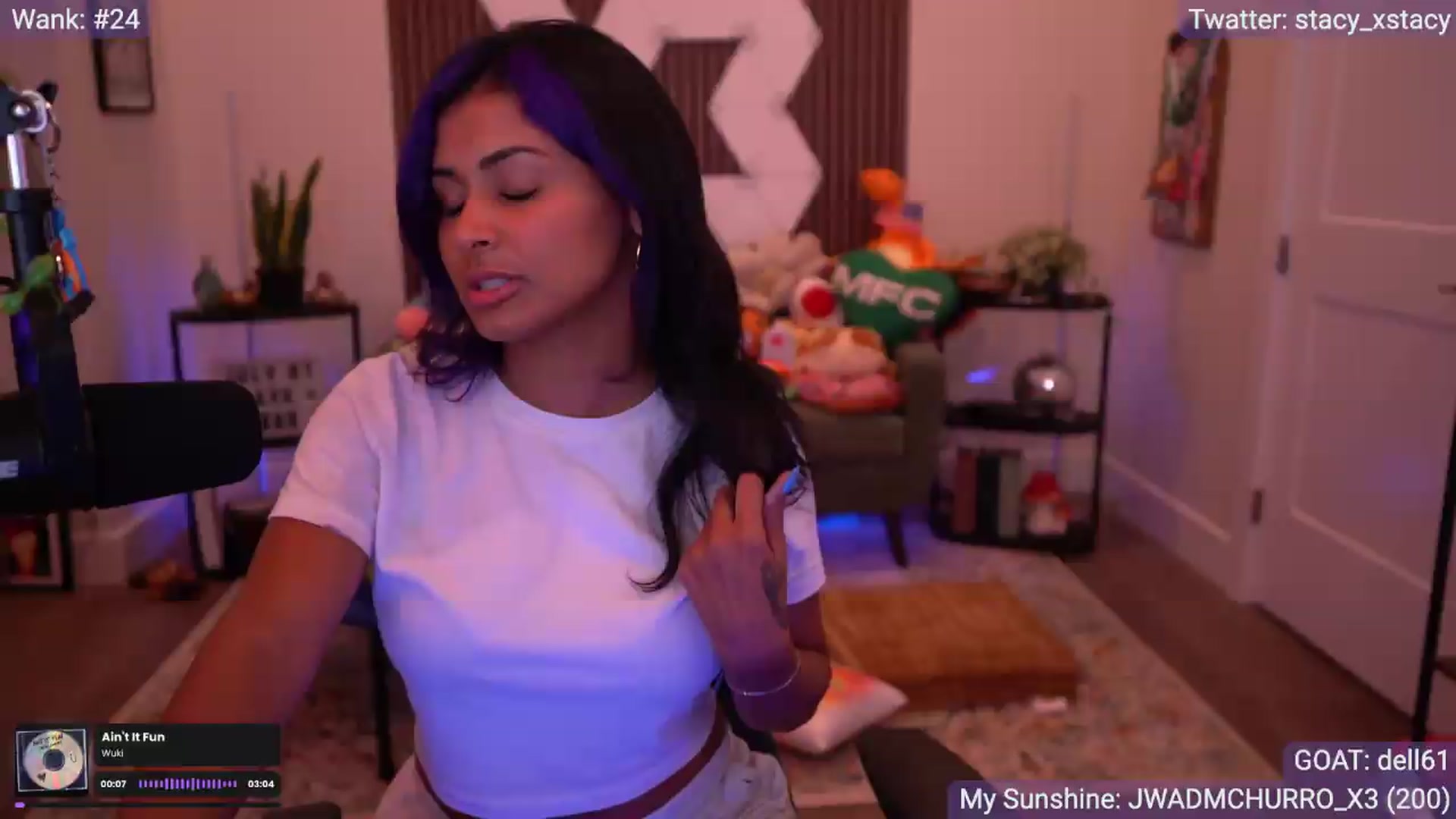 Gallery image thumbnail from Stacy_x3's myfreecams stream on, 07/10/2026, 23:19 image 17 of 20