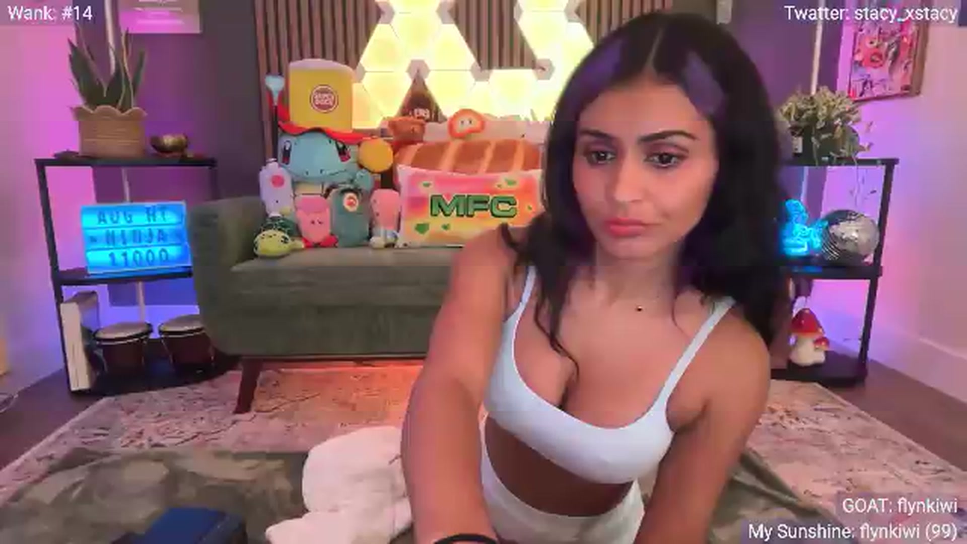 Gallery image thumbnail from Stacy_x3's myfreecams stream on, 08/09/2026, 04:34 image 15 of 20