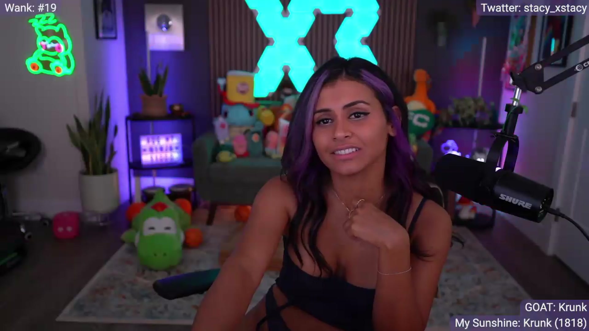 Gallery image thumbnail from Stacy_x3's myfreecams stream on, 08/18/2026, 10:02 image 16 of 20