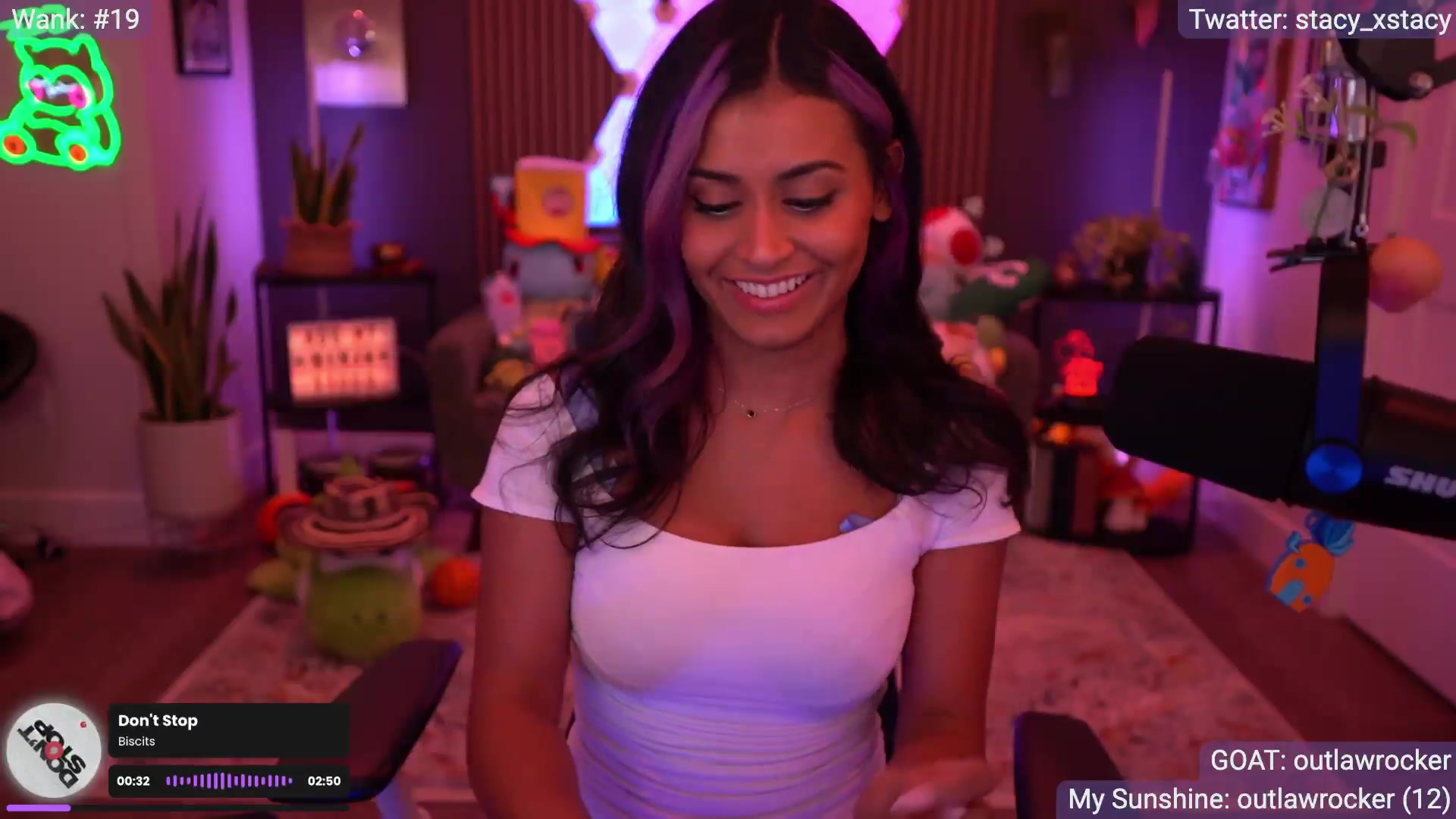 Gallery image thumbnail from Stacy_x3's myfreecams stream on, 08/21/2026, 04:35 image 6 of 20