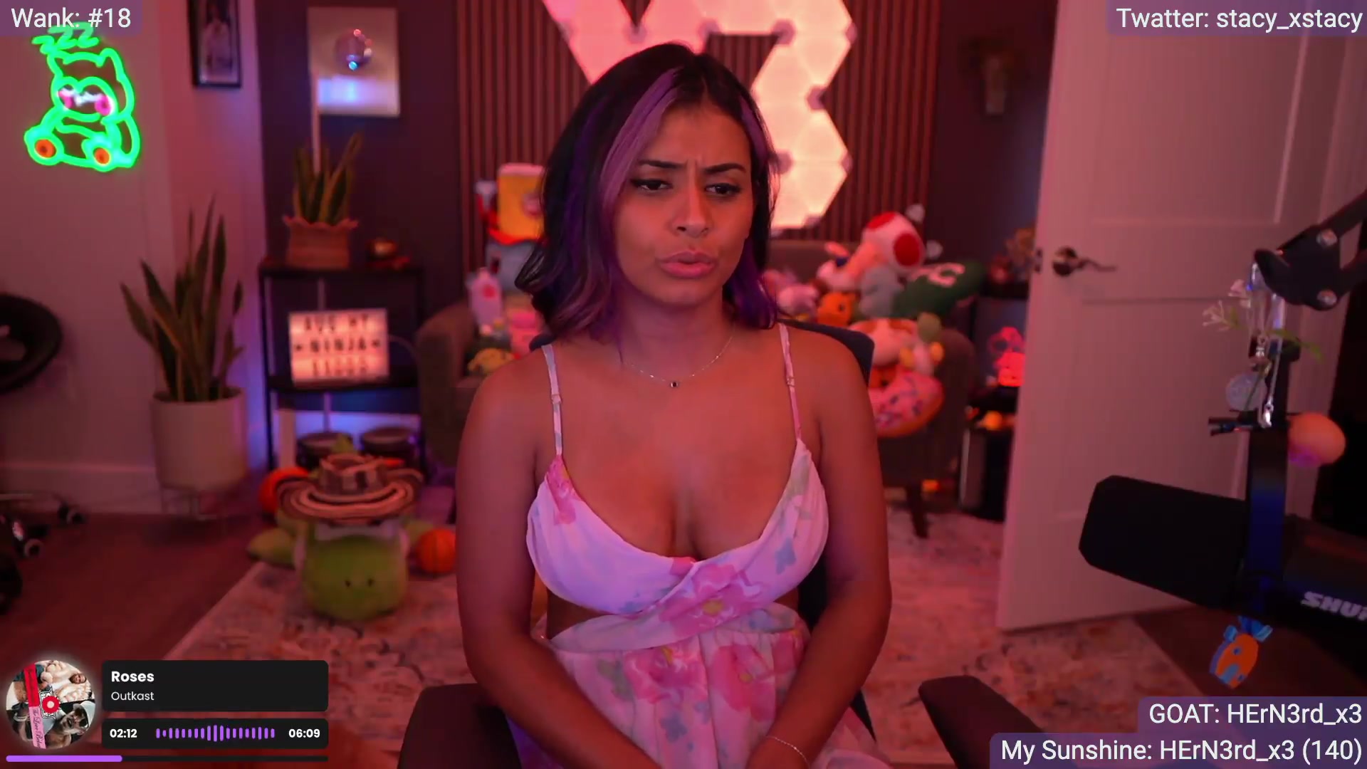 Gallery image thumbnail from Stacy_x3's myfreecams stream on, 08/21/2026, 10:02 image 10 of 20