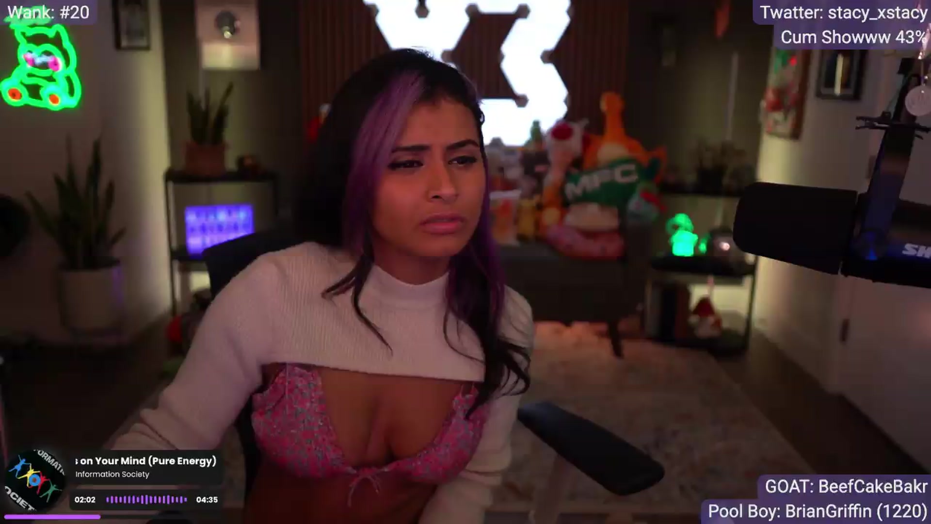 Gallery image thumbnail from Stacy_x3's myfreecams stream on, 08/28/2026, 10:59 image 8 of 20