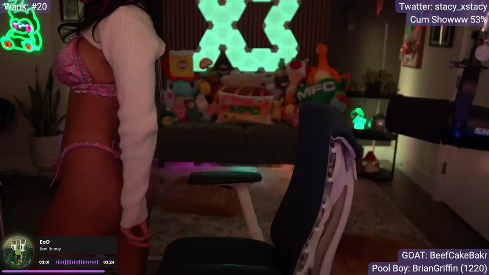 Gallery image thumbnail from Stacy_x3's myfreecams stream on, 08/28/2026, 10:59 image 12 of 20