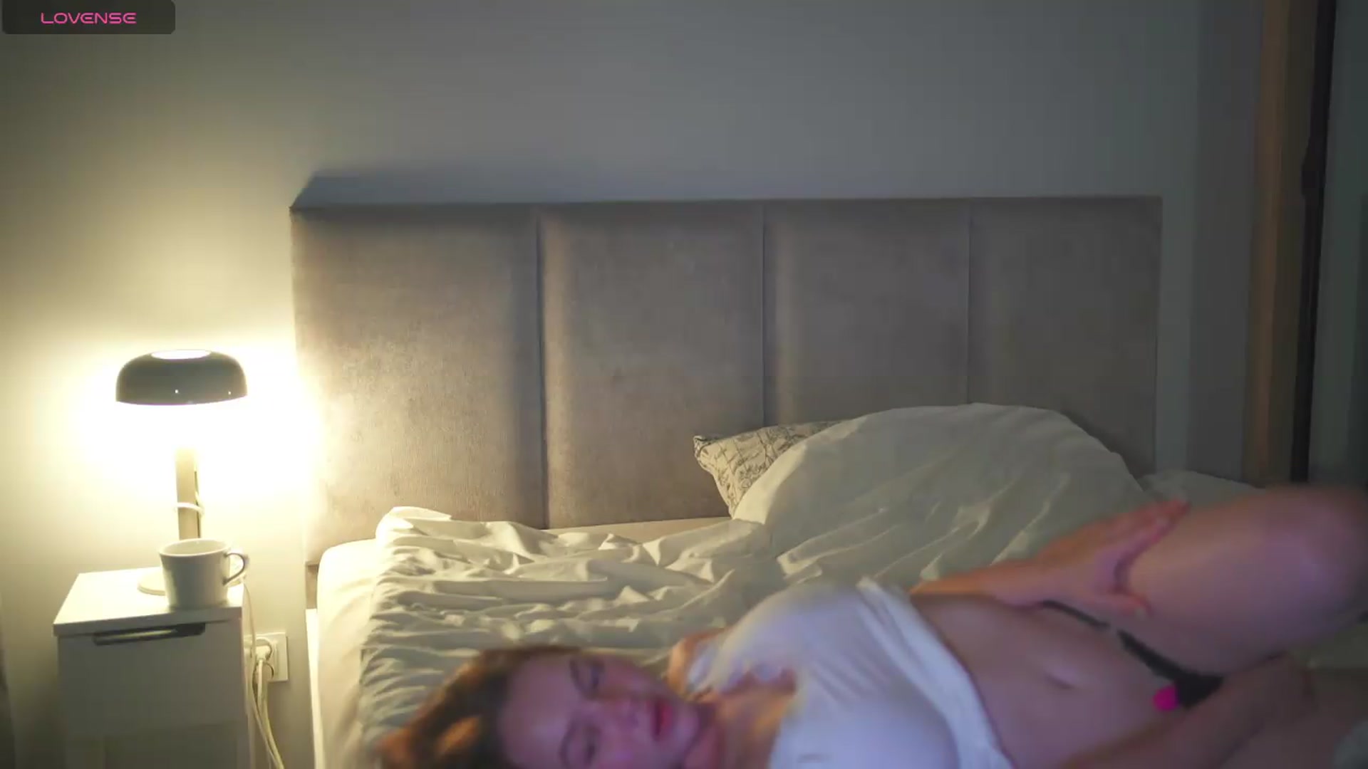 Gallery image thumbnail from Stacymeeow's myfreecams stream on, 08/10/2026, 24:57 image 4 of 20