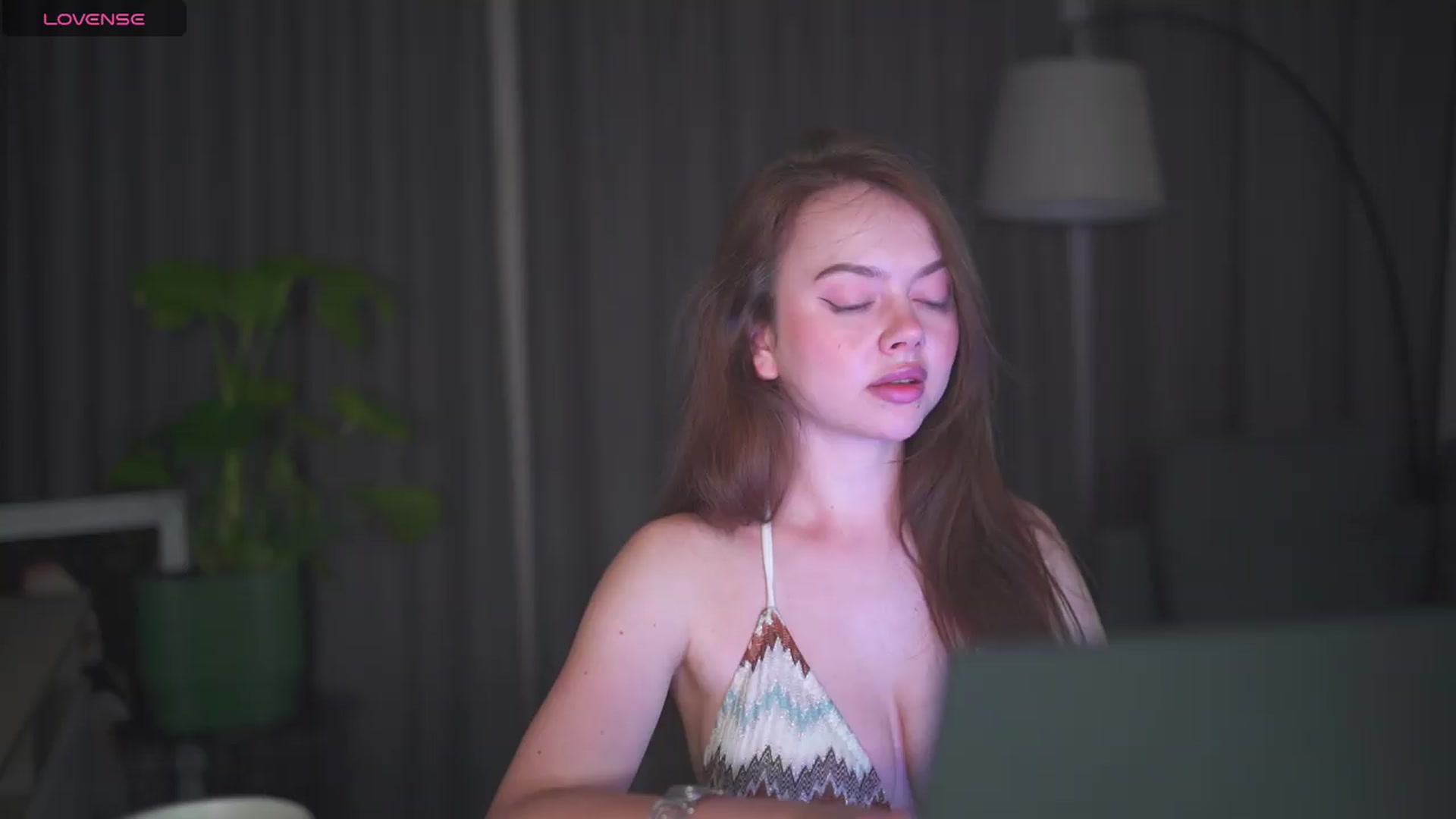 Gallery image thumbnail from Stacymeeow's myfreecams stream on, 08/13/2026, 01:04 image 17 of 20