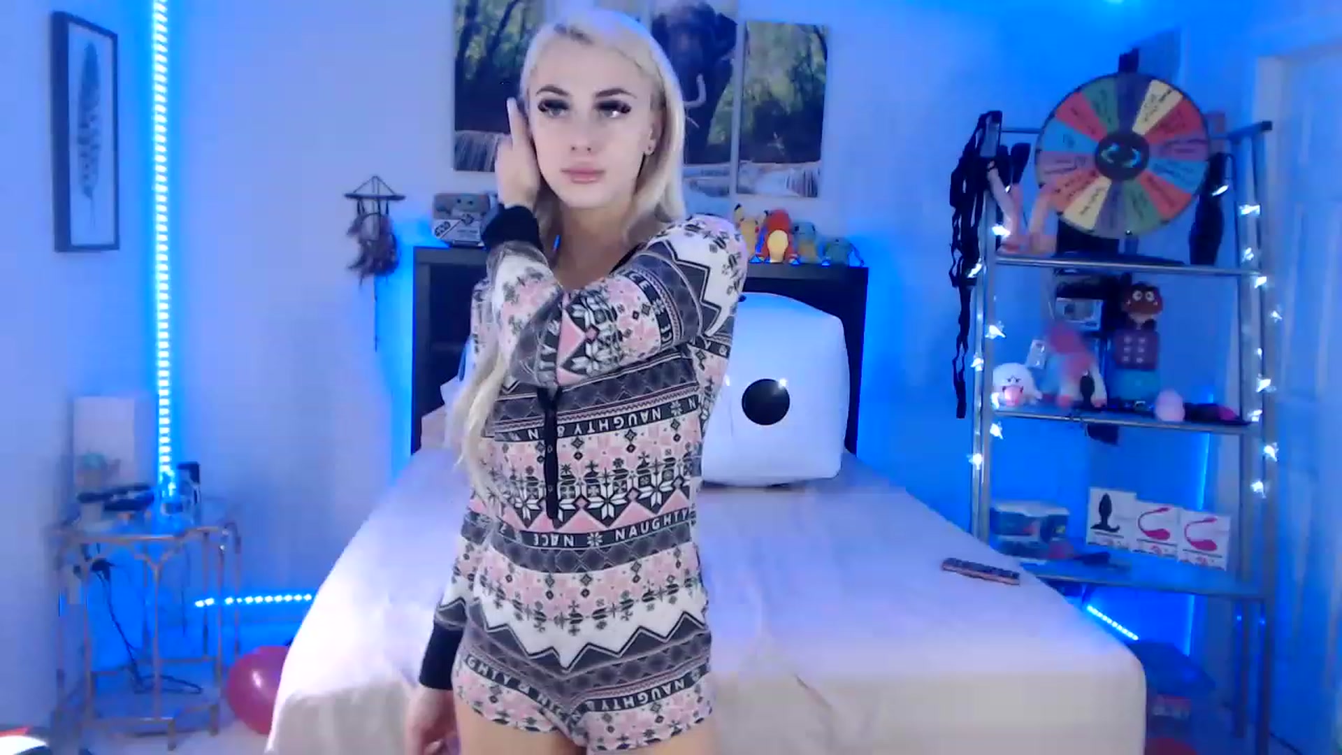 Gallery image thumbnail from Stacywinters's myfreecams stream on, 11/16/2022, 16:55 image 7 of 20