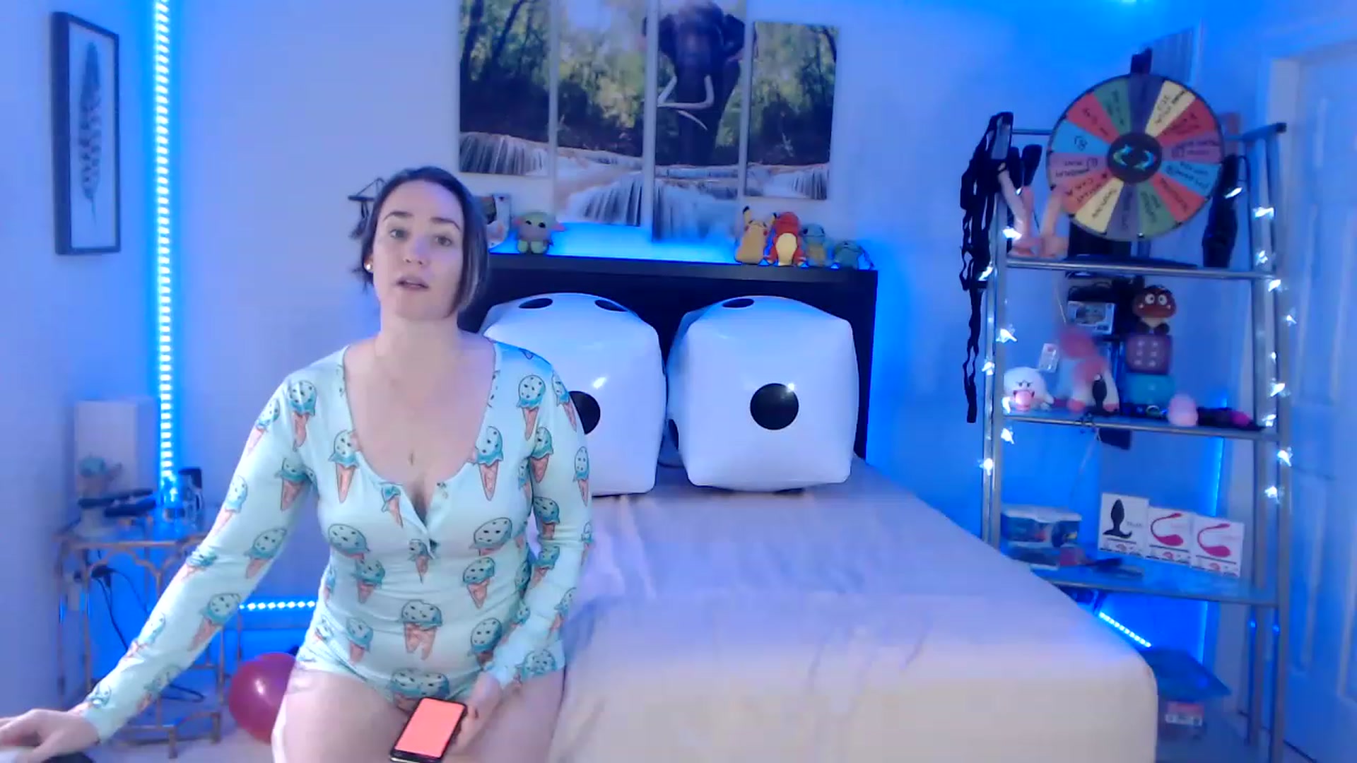 Gallery image thumbnail from Stacywinters's myfreecams stream on, 11/16/2022, 16:55 image 4 of 20