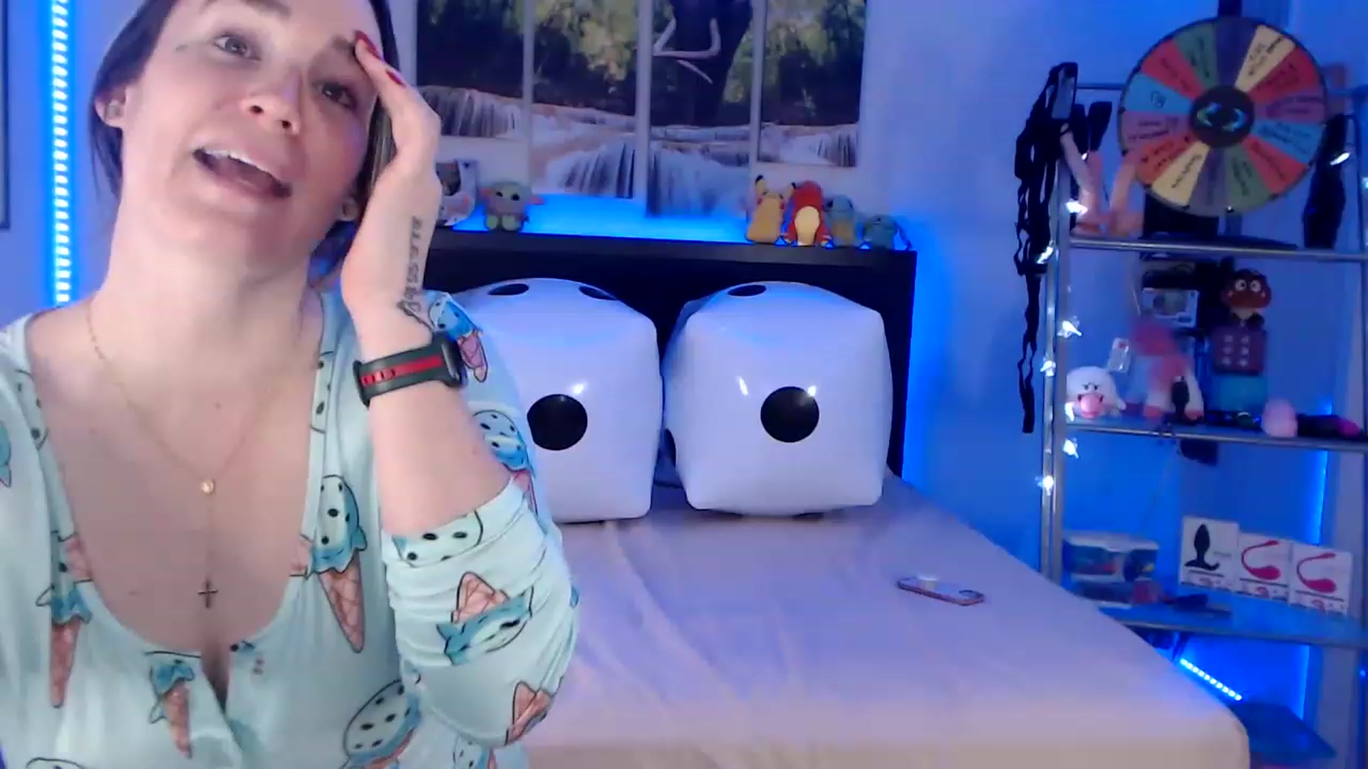 Gallery image thumbnail from Stacywinters's myfreecams stream on, 11/16/2022, 16:55 image 20 of 20