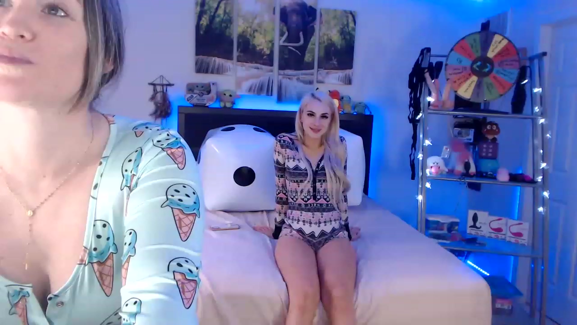 Gallery image thumbnail from Stacywinters's myfreecams stream on, 11/16/2022, 16:55 image 1 of 20