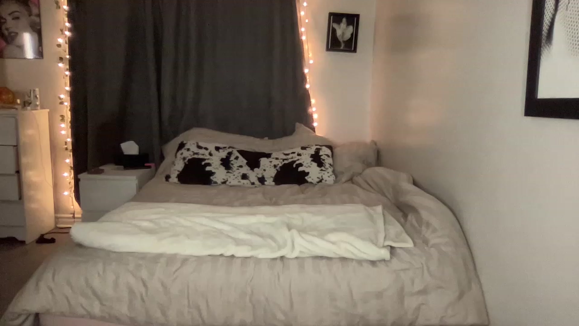 Gallery image thumbnail from Stacywinters's myfreecams stream on, 01/17/2023, 04:23 image 15 of 20