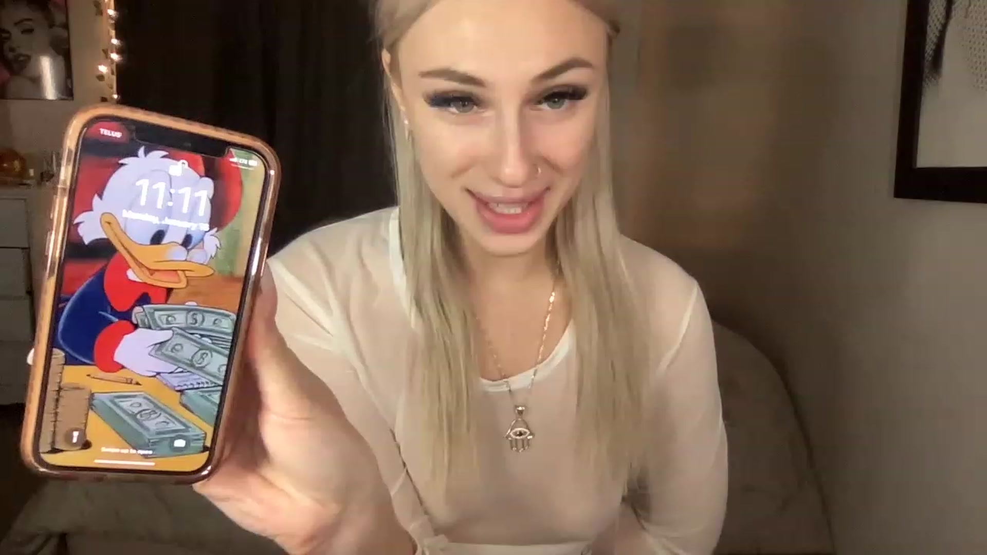 Gallery image thumbnail from Stacywinters's myfreecams stream on, 01/17/2023, 04:23 image 17 of 20