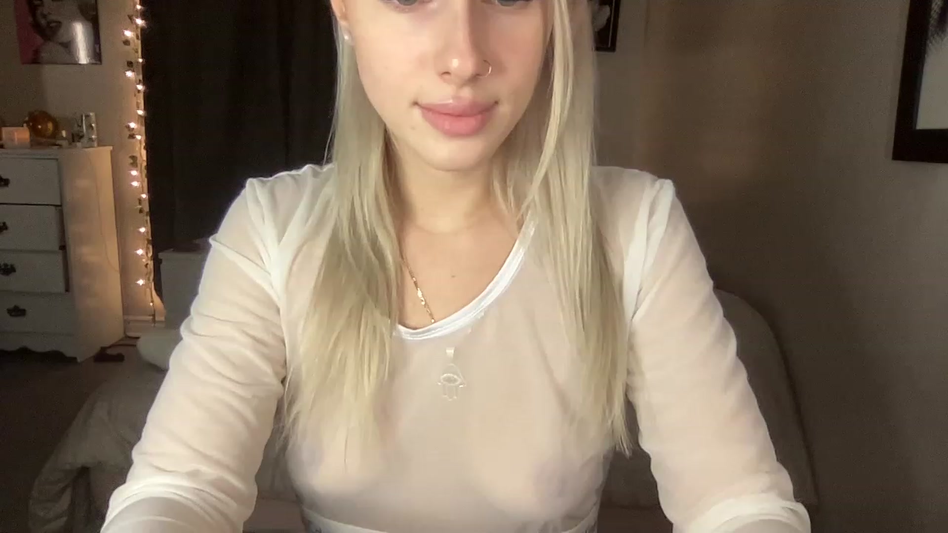Gallery image thumbnail from Stacywinters's myfreecams stream on, 01/17/2023, 05:15 image 14 of 20