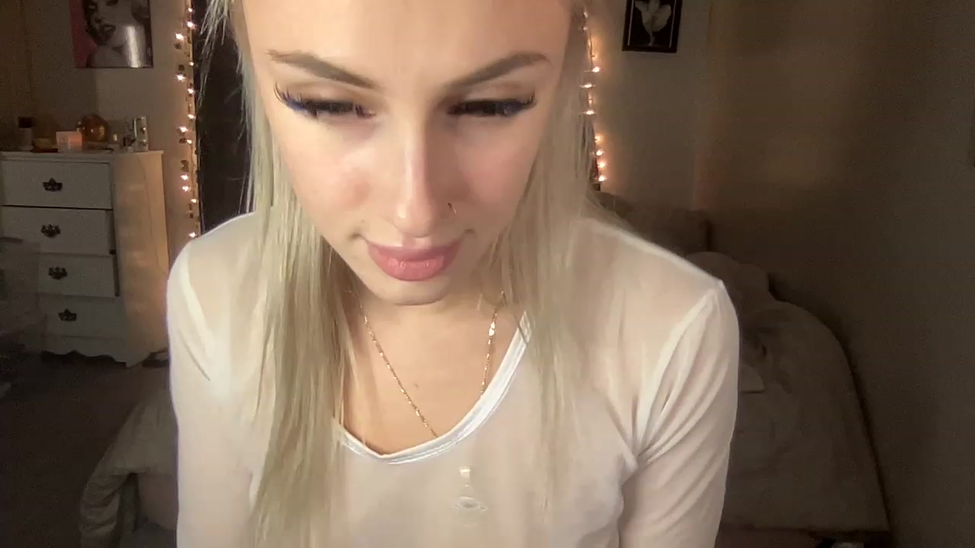 Gallery image thumbnail from Stacywinters's myfreecams stream on, 01/17/2023, 05:15 image 9 of 20