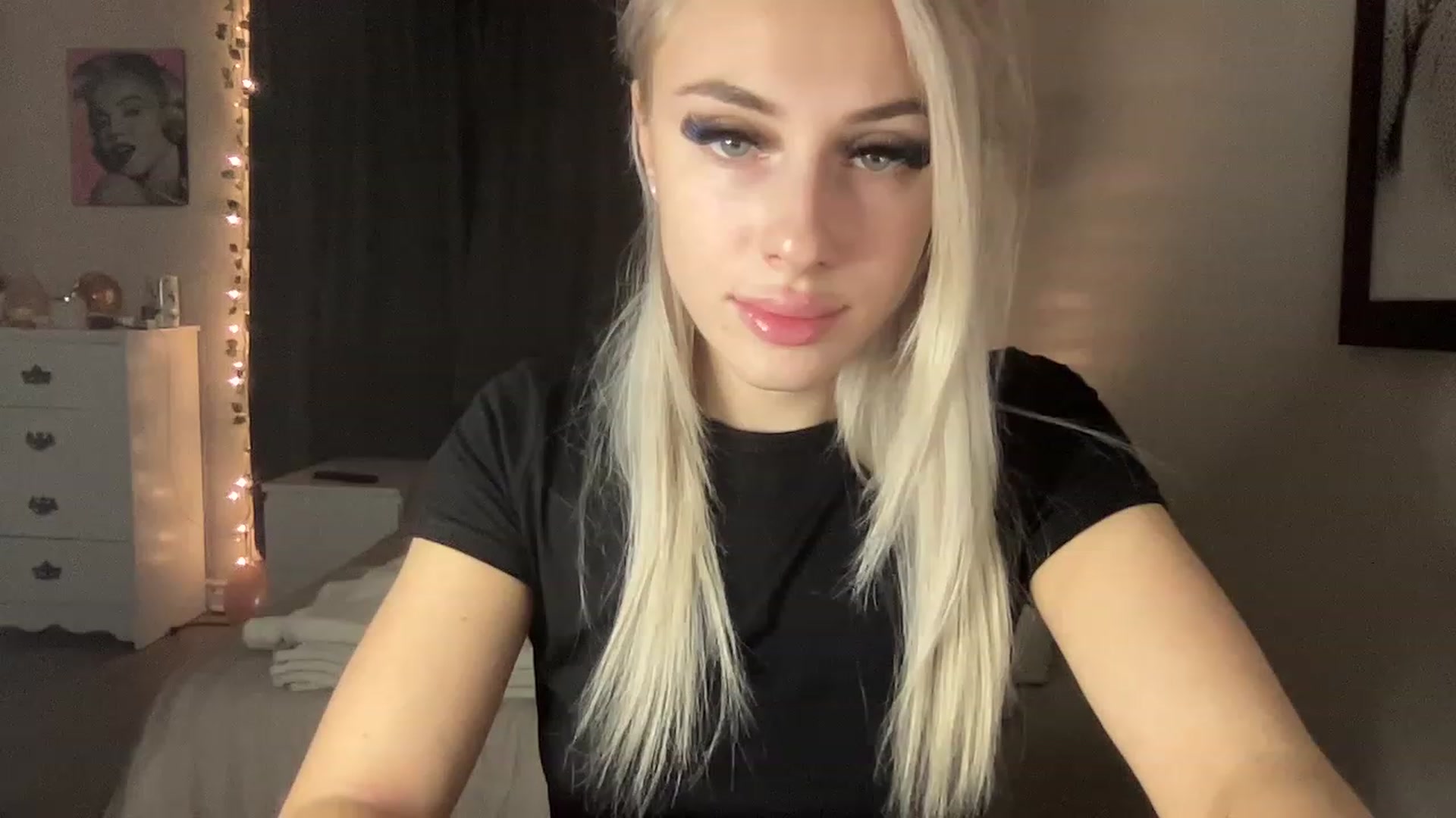 Gallery image thumbnail from Stacywinters's myfreecams stream on, 01/19/2023, 07:02 image 5 of 20
