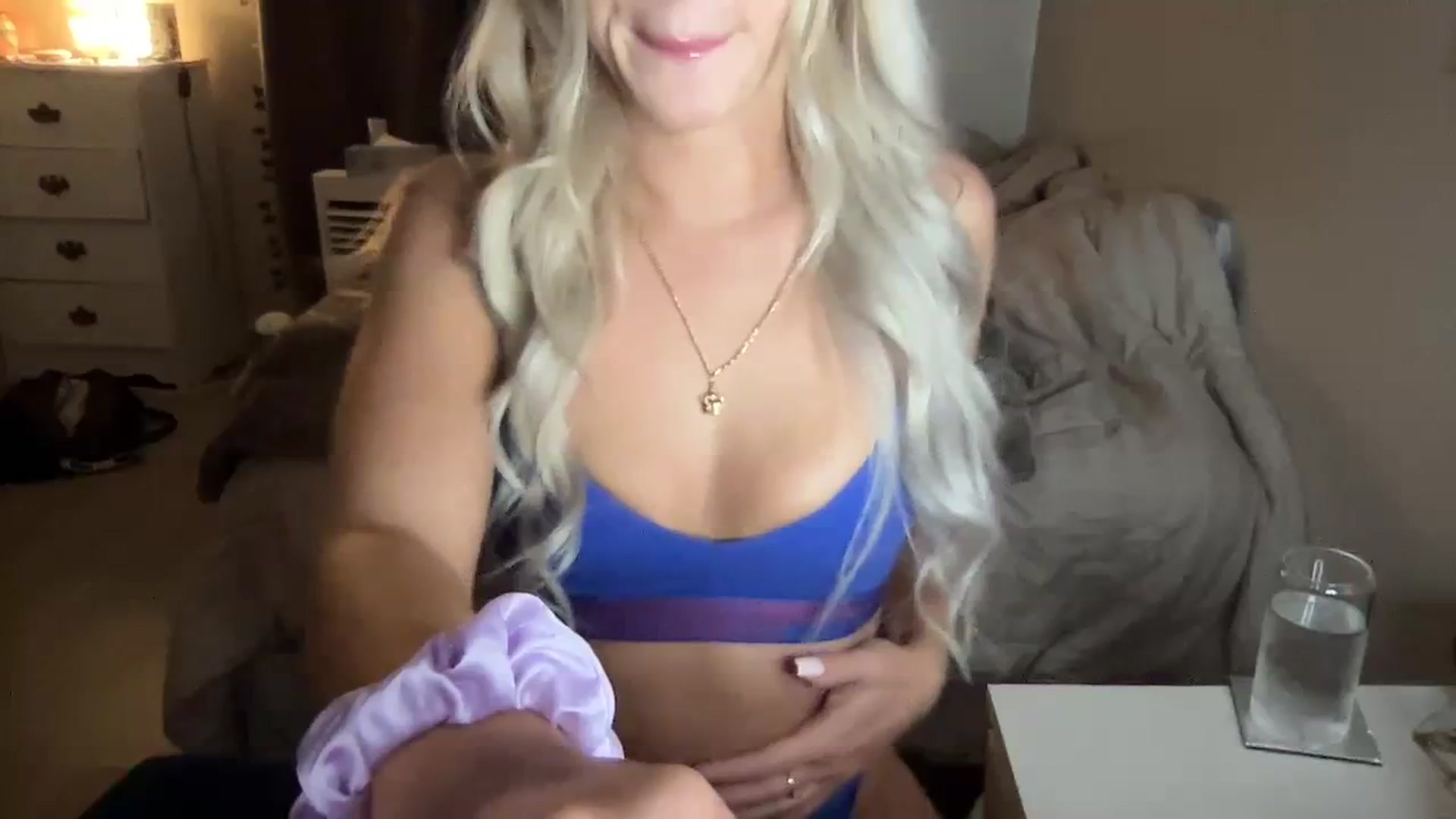 Gallery image thumbnail from Stacywinters's myfreecams stream on, 10/03/2023, 01:22 image 9 of 20