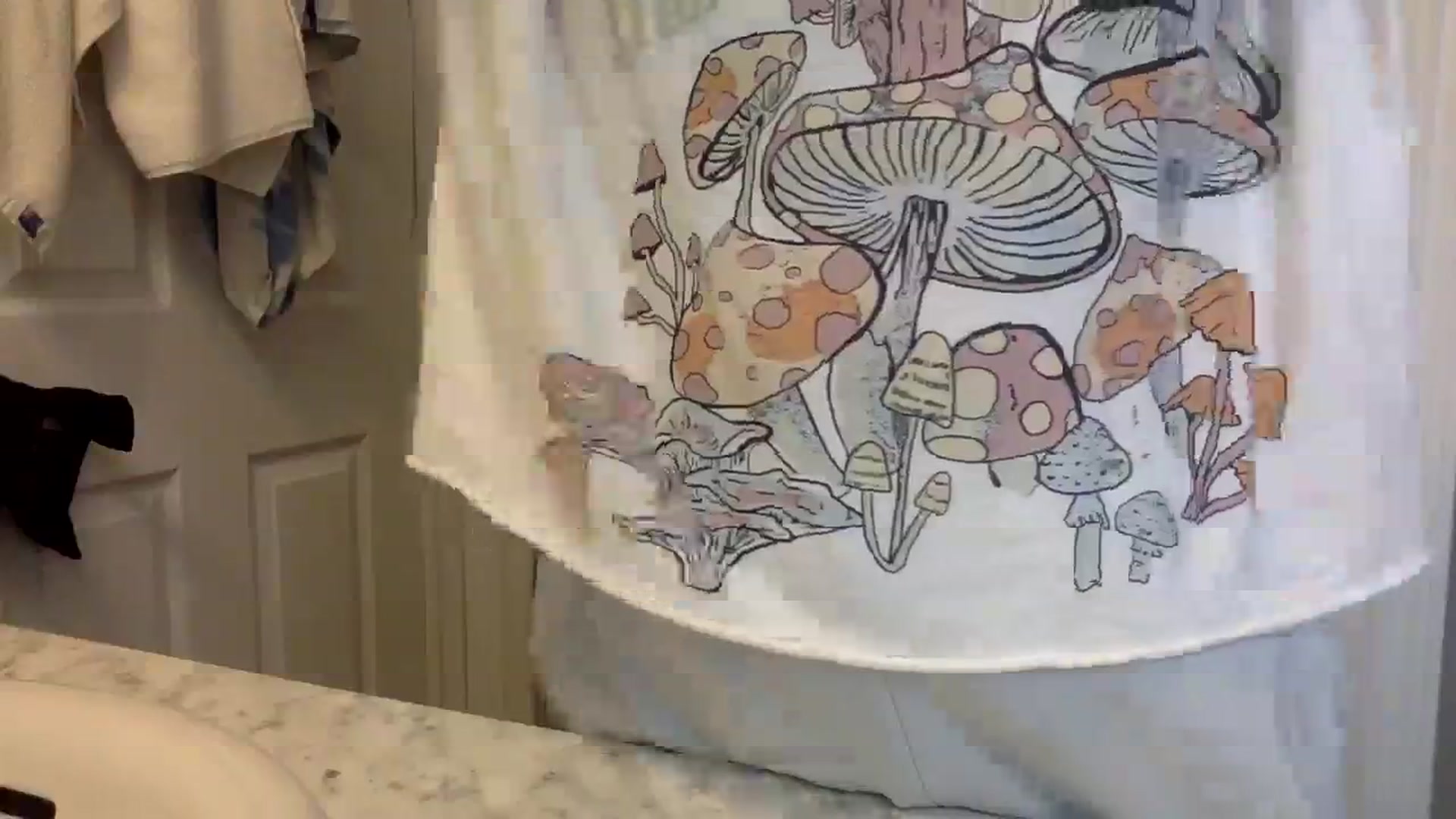 Gallery image thumbnail from Stacywinters's myfreecams stream on, 12/03/2023, 15:40 image 7 of 20