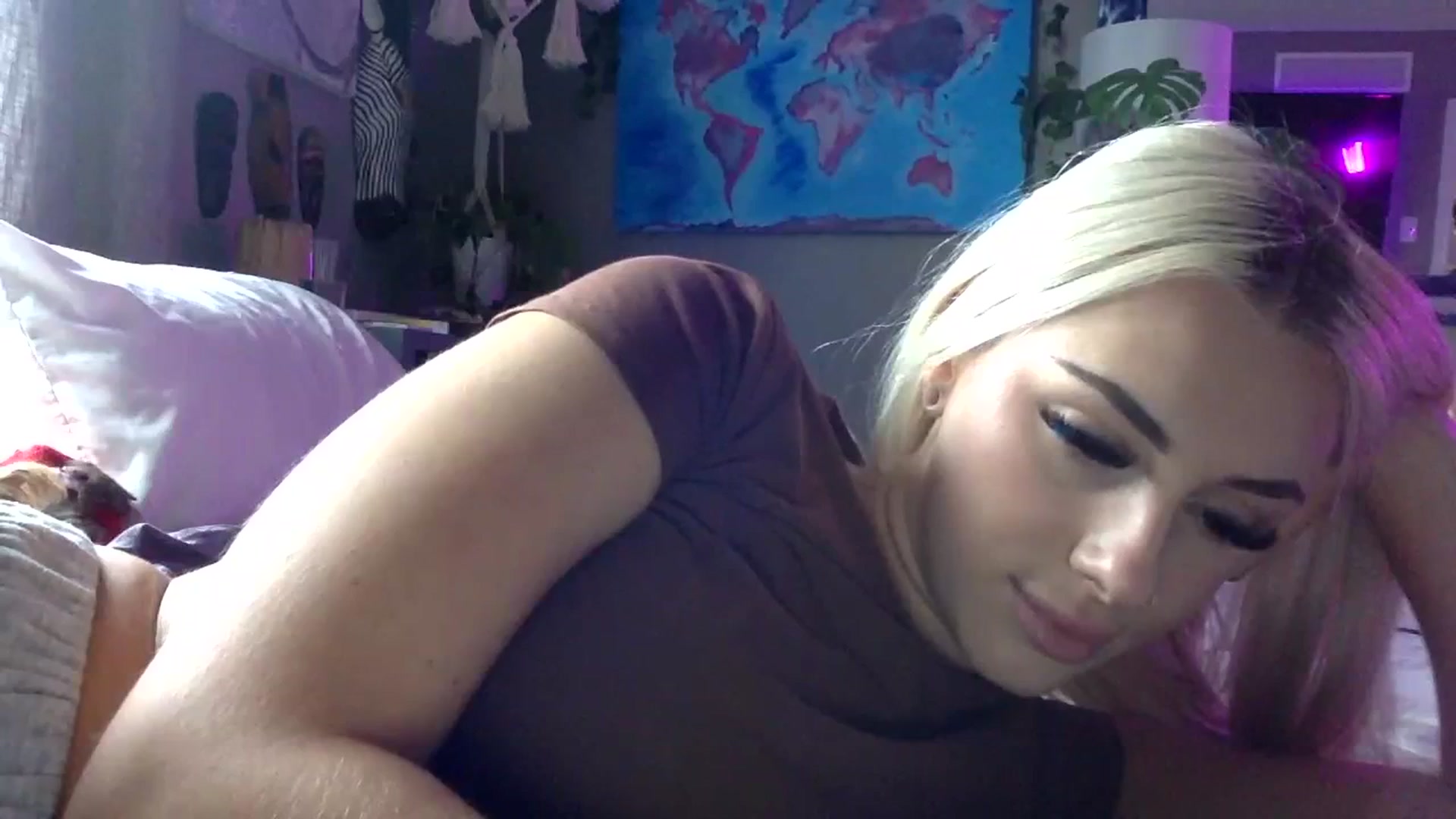 Gallery image thumbnail from Stacywinters's myfreecams stream on, 12/03/2023, 17:16 image 10 of 20