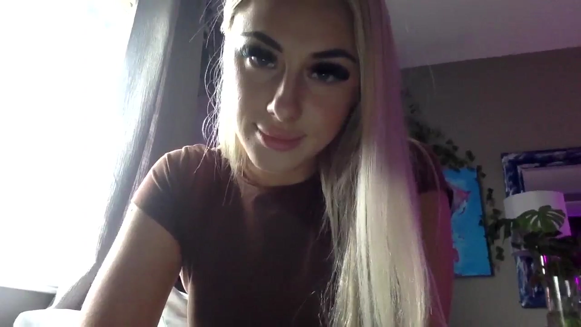 Gallery image thumbnail from Stacywinters's myfreecams stream on, 12/03/2023, 17:16 image 15 of 20