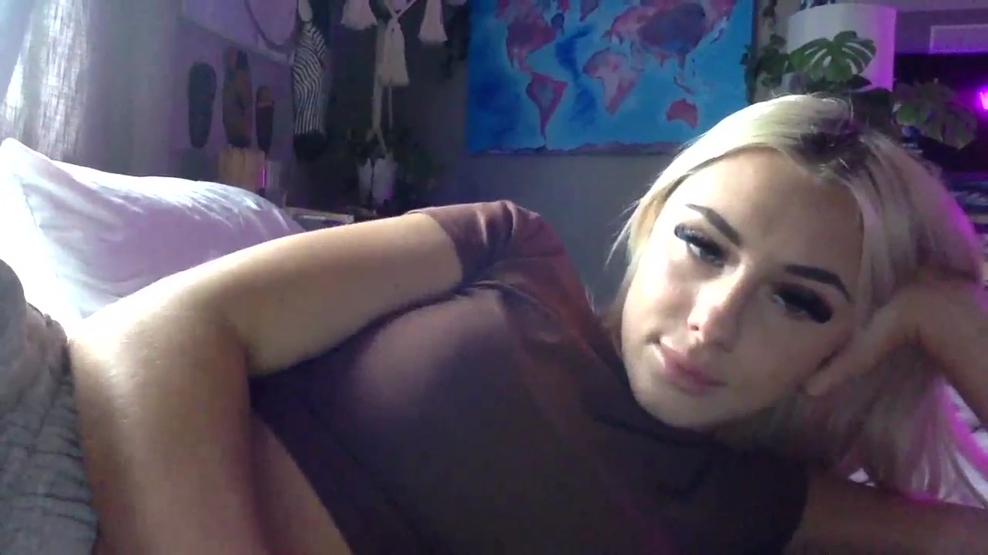 Gallery image thumbnail from Stacywinters's myfreecams stream on, 12/03/2023, 17:16 image 3 of 20