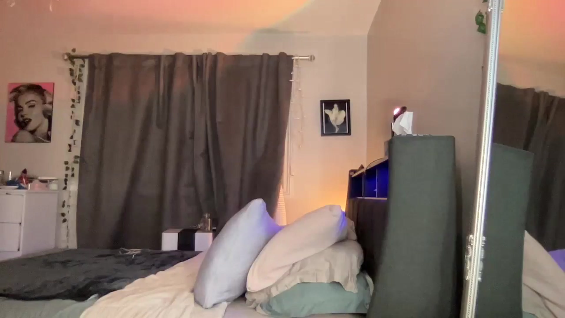 Gallery image thumbnail from Stacywinters's myfreecams stream on, 09/27/2024, 05:12 image 15 of 20