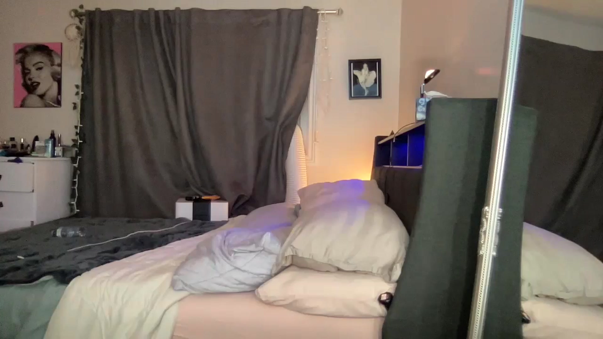 Gallery image thumbnail from Stacywinters's myfreecams stream on, 10/05/2024, 05:31 image 14 of 20